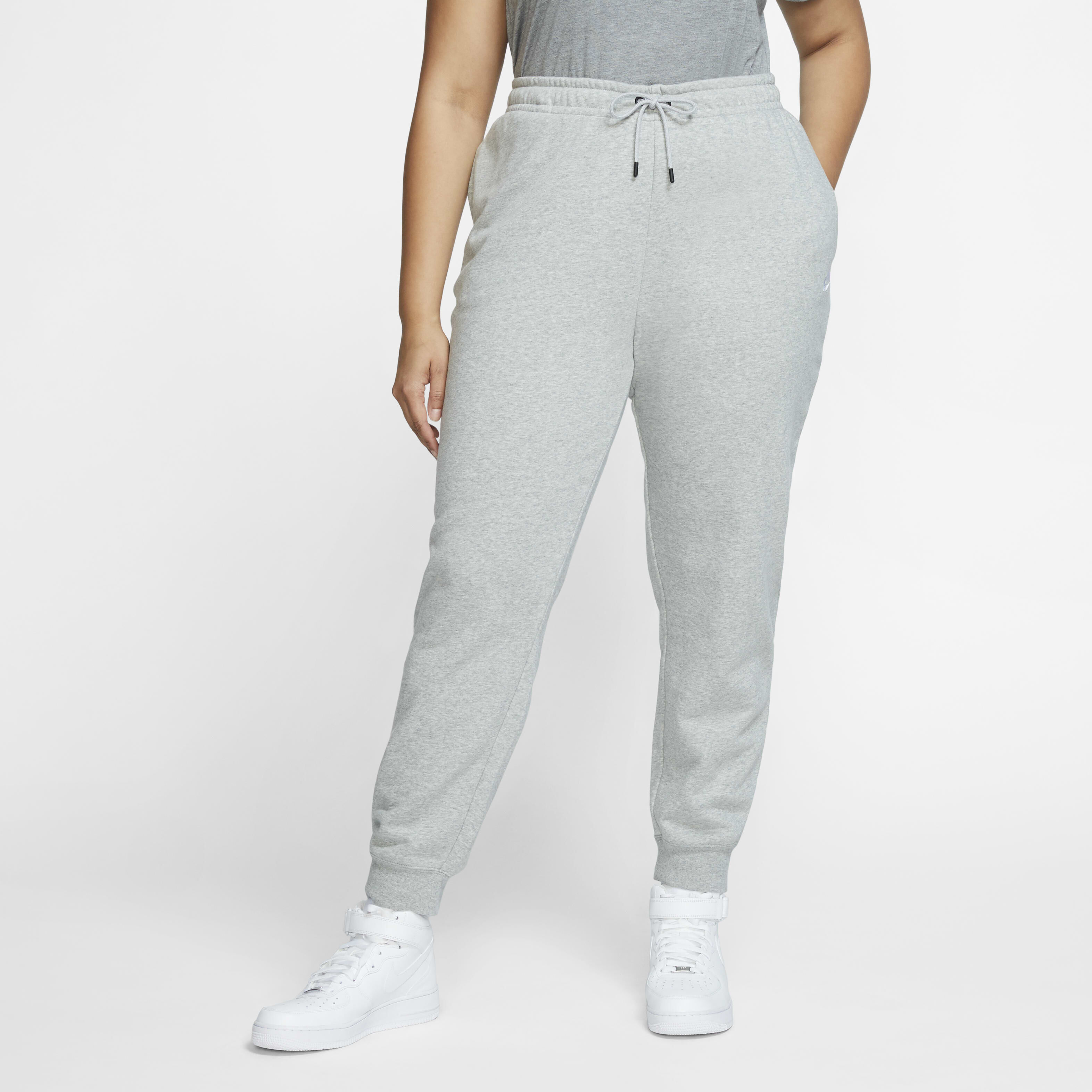 Nike essential jogger pants top