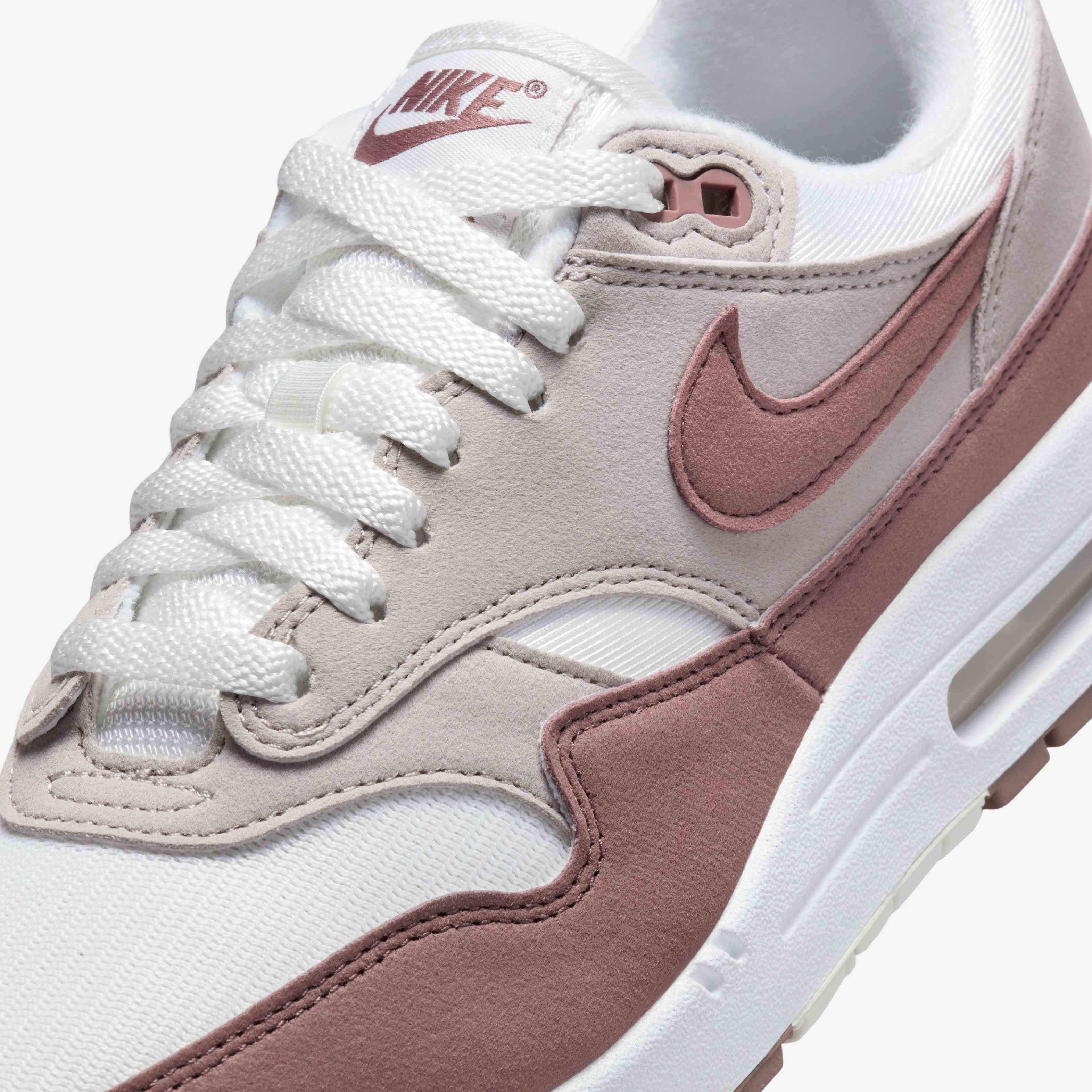 Nike Air Max 1 image number 7