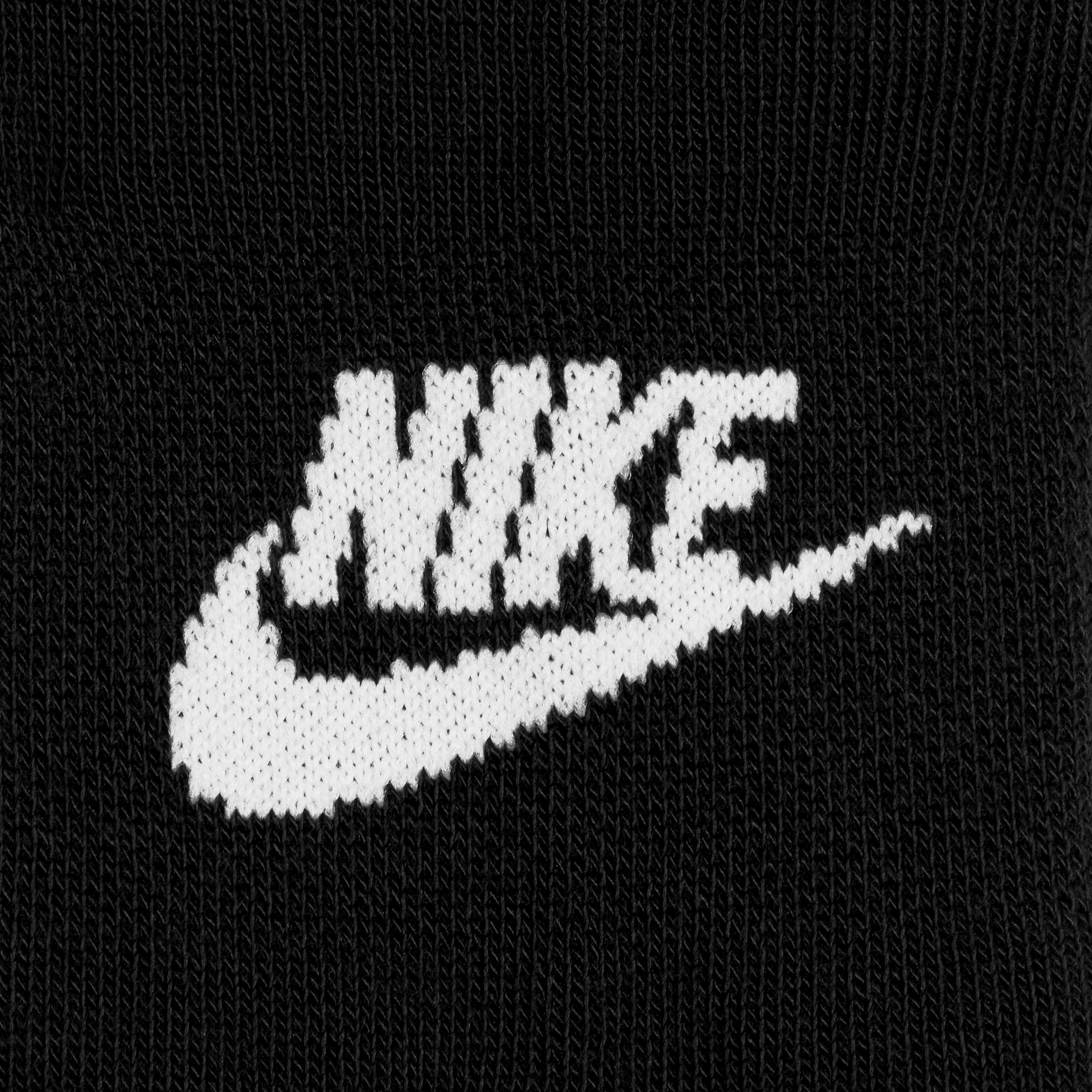 Nike Sportswear Everyday Essential image number 3