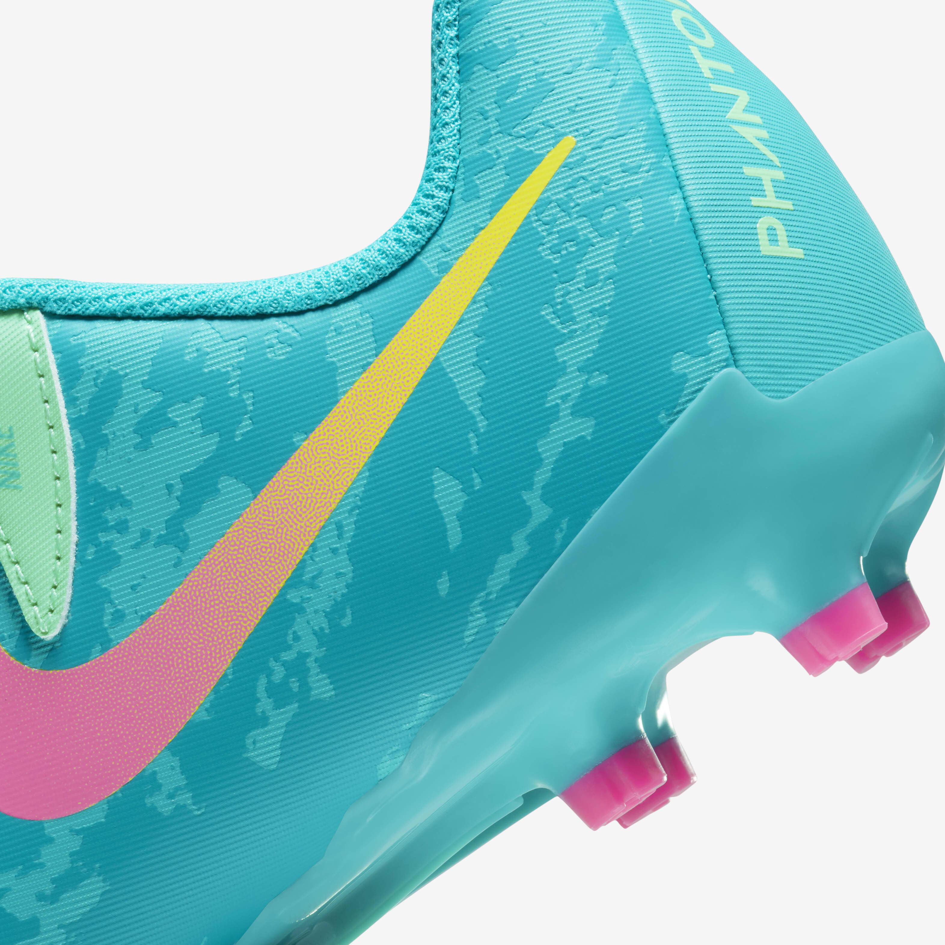 Nike Jr. Phantom GX 2 Academy LV8 image number 8