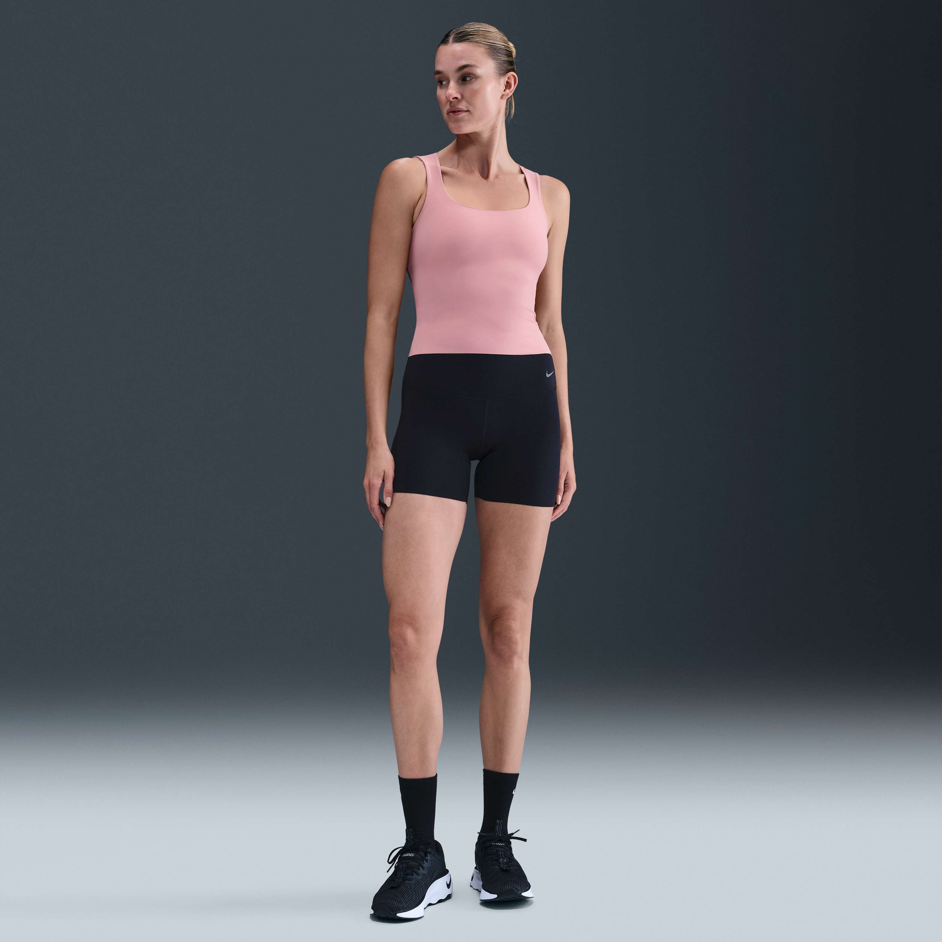 Nike Zenvy image number 0