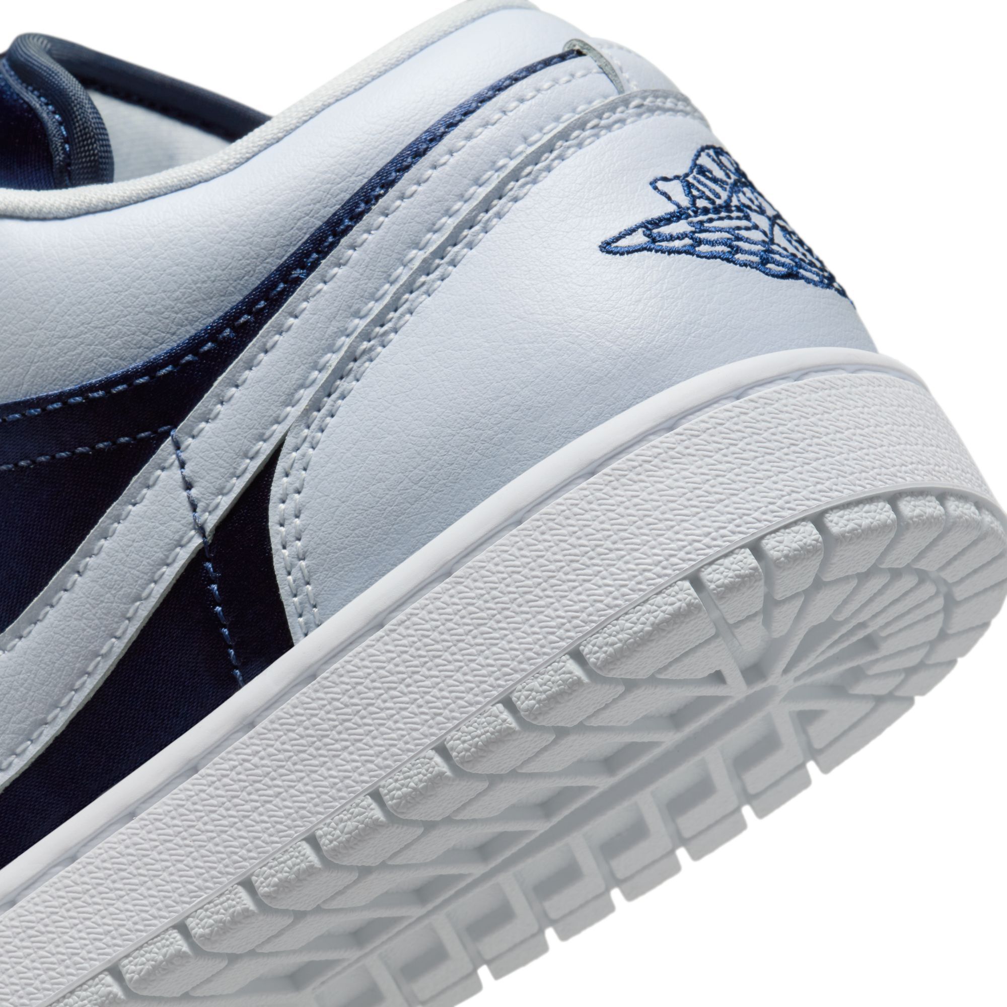 Air Jordan 1 Low SE image number 11