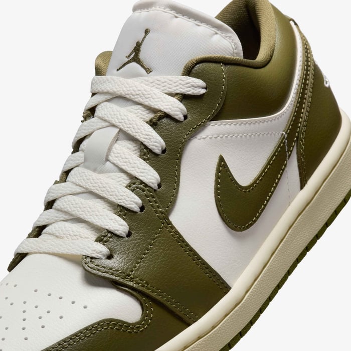 Air Jordan 1 Low image number 6 Air Jordan 1 Low image number 6