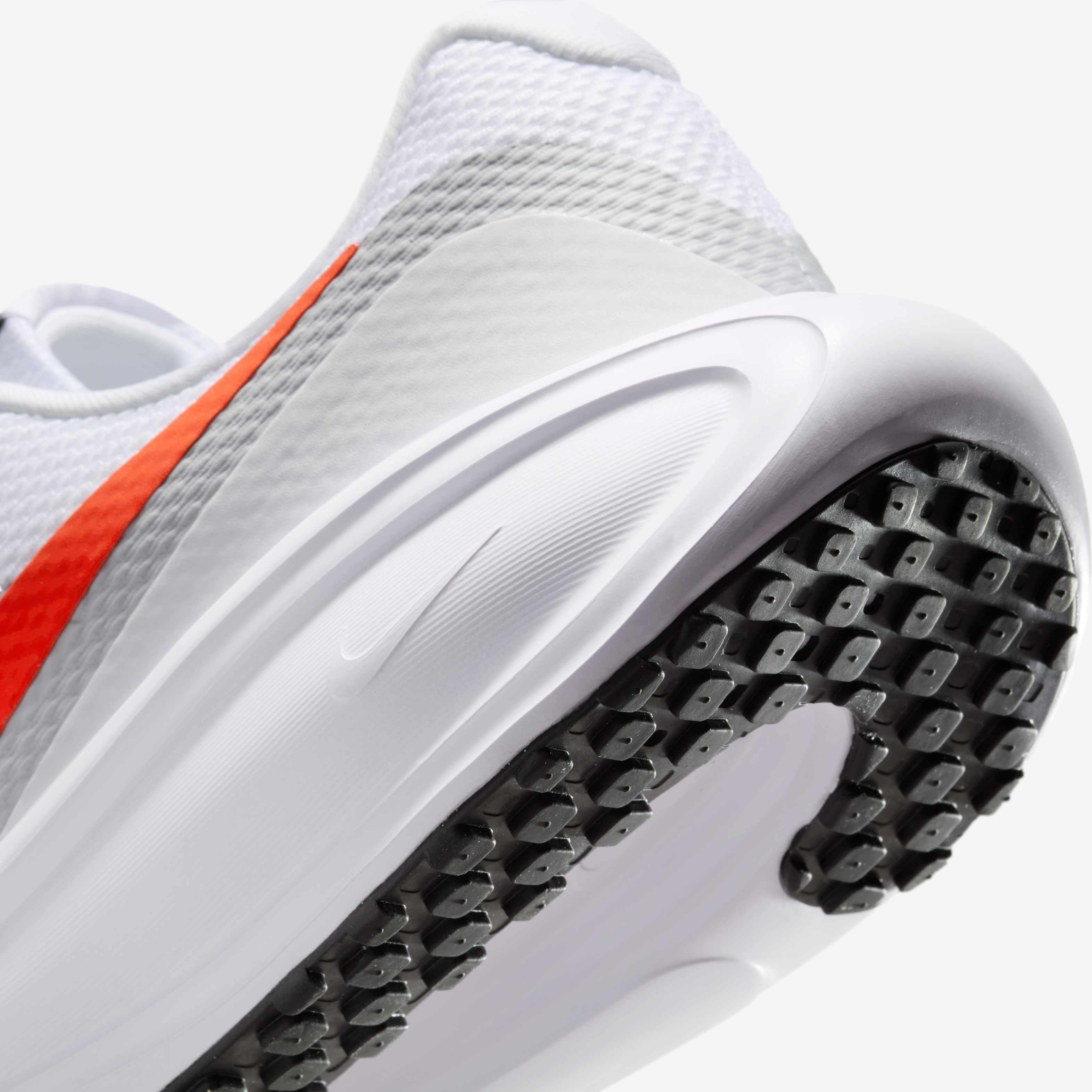 Nike Revolution 8 image number 7
