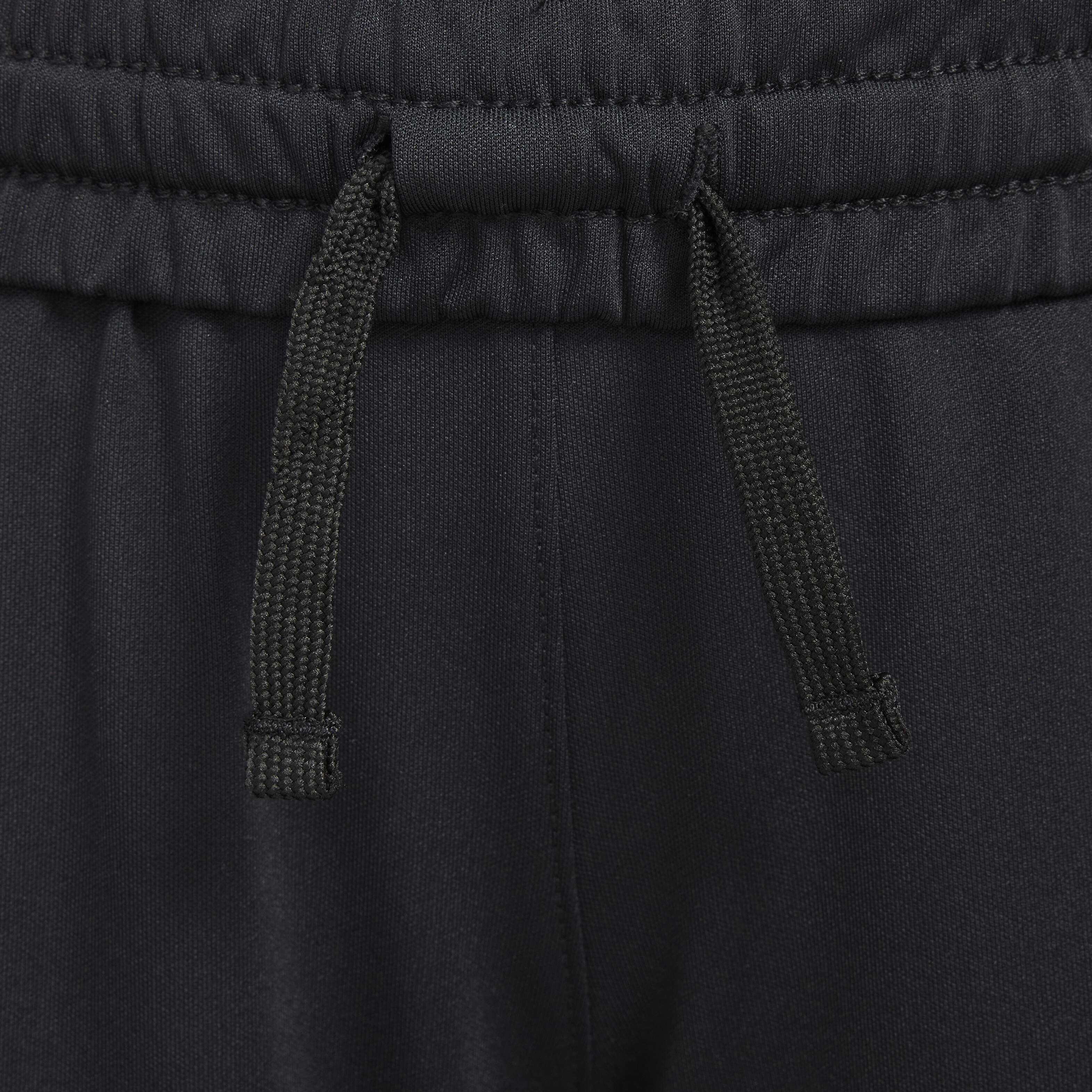 Nike Sportswear Club image number 2