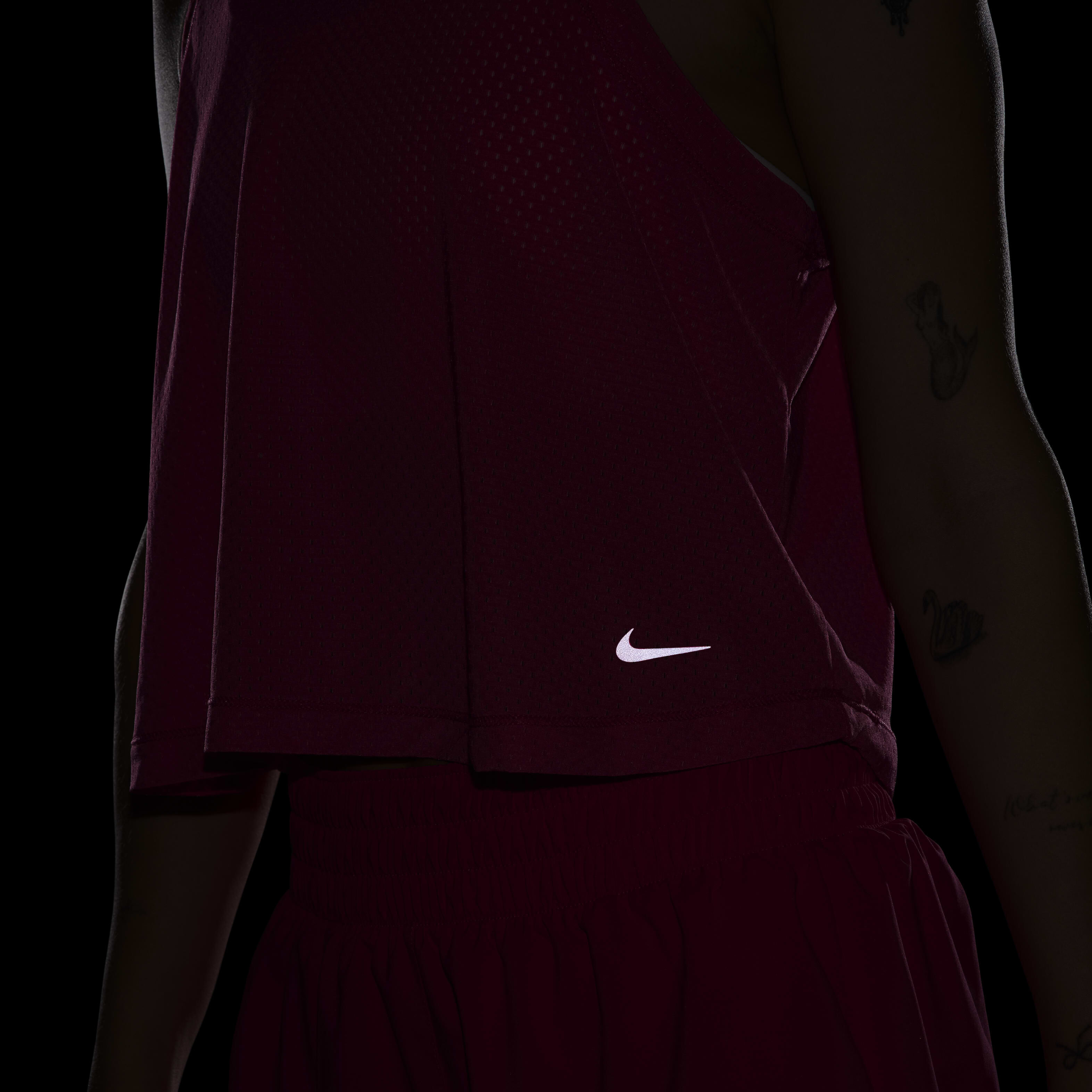 Nike One Classic Breathe image number 5