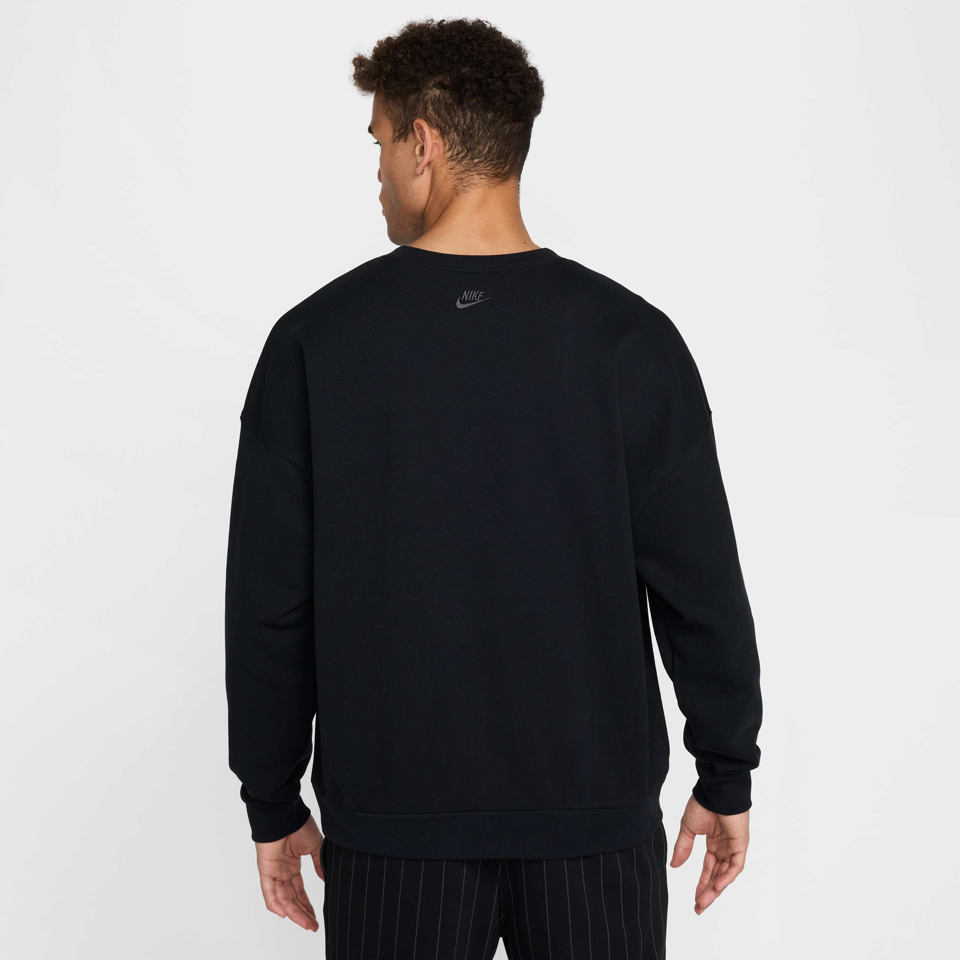 NIKE AS M NK CLUB FT OVERSIZED CREW 黒 NIKE AS M NK CLUB FT OVERSIZED CREW BLACK/BLACK/WHITE