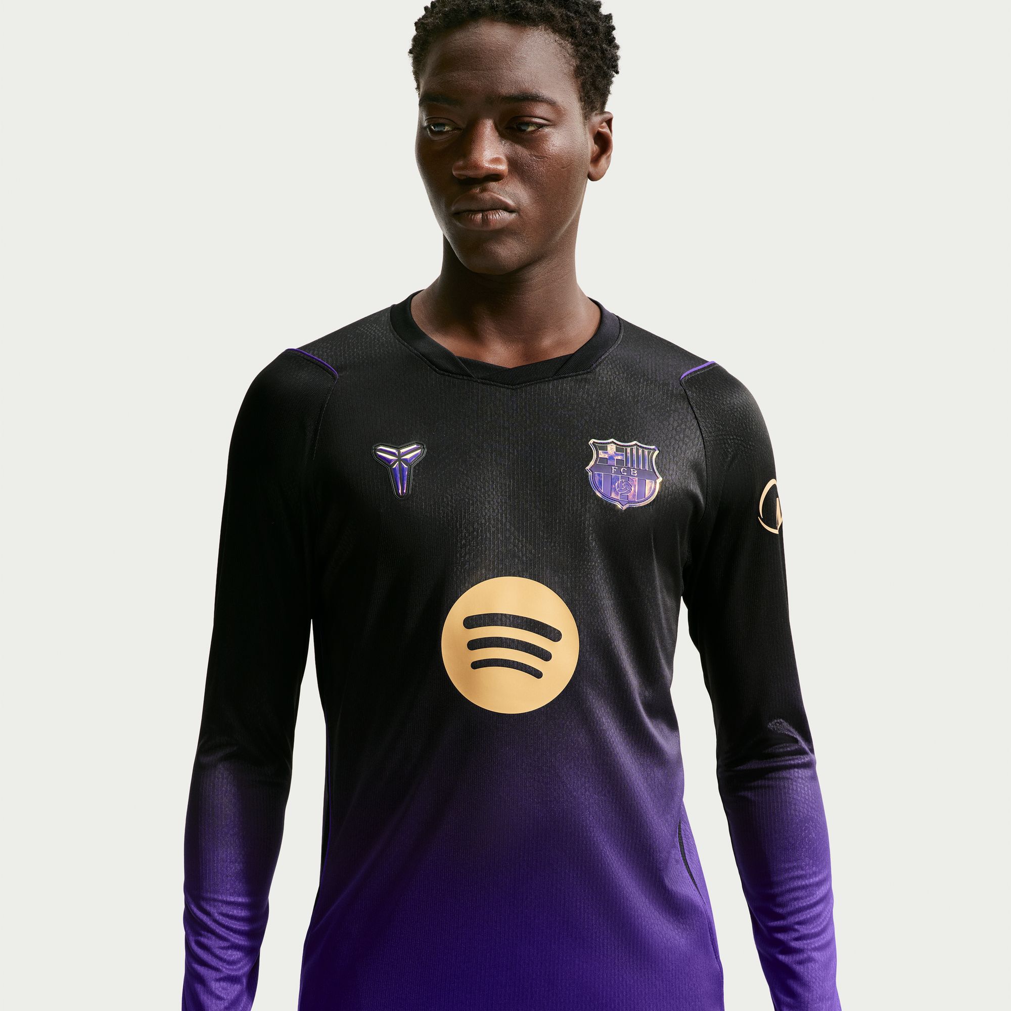 F.C. Barcelona 2026/27 Stadium Away image number 0