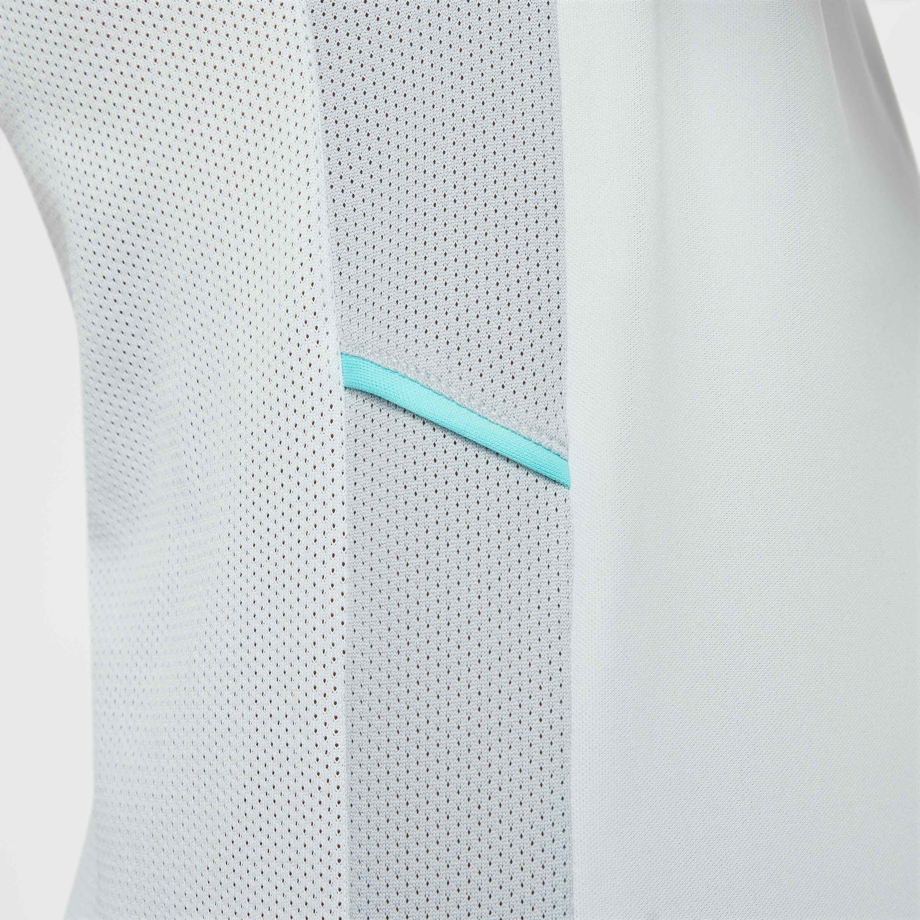 نايكي أكاديمي image number 4