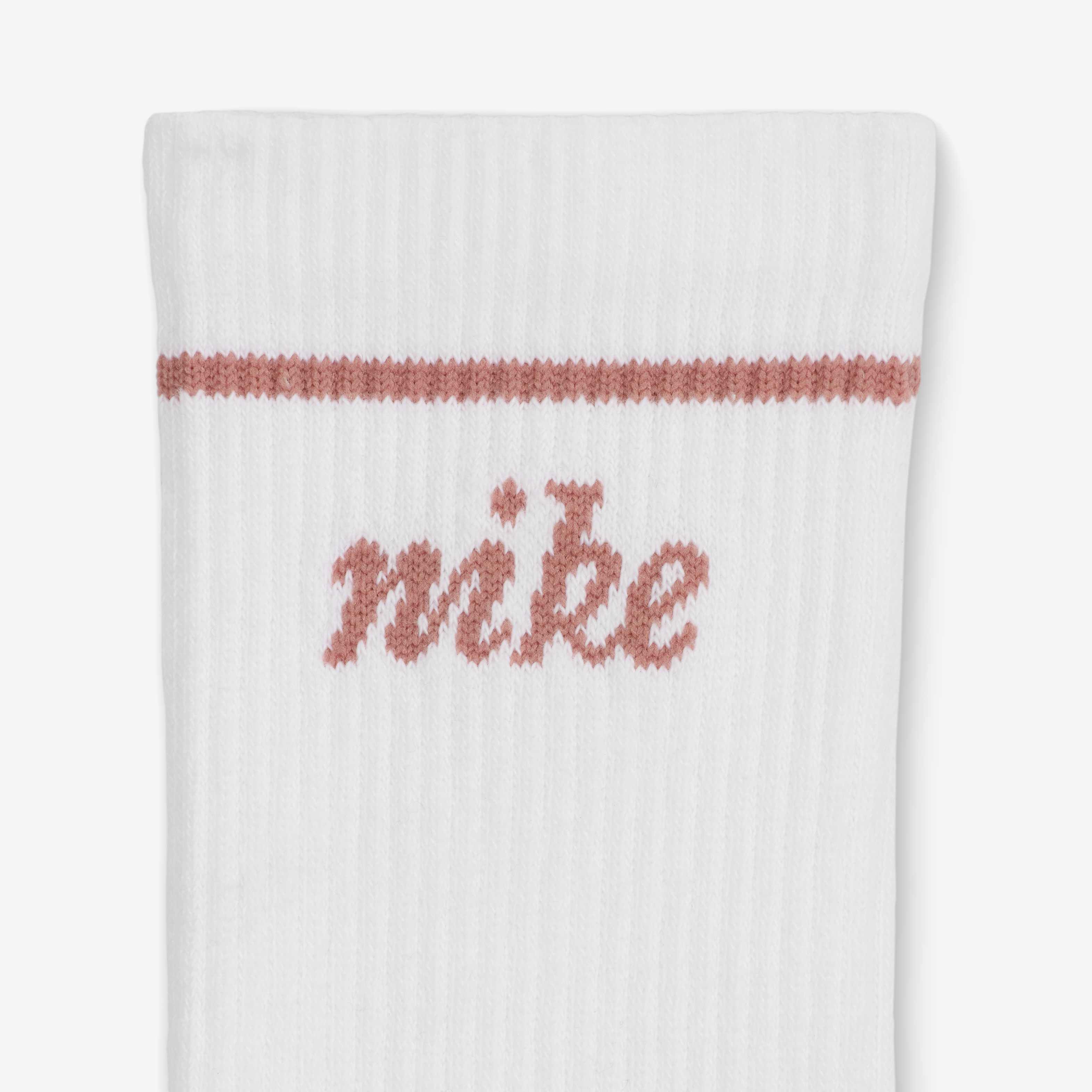 نايكي إيفريداي بلس image number 3