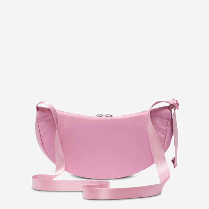 نايكي أورا image number 2 نايكي أورا image number 2