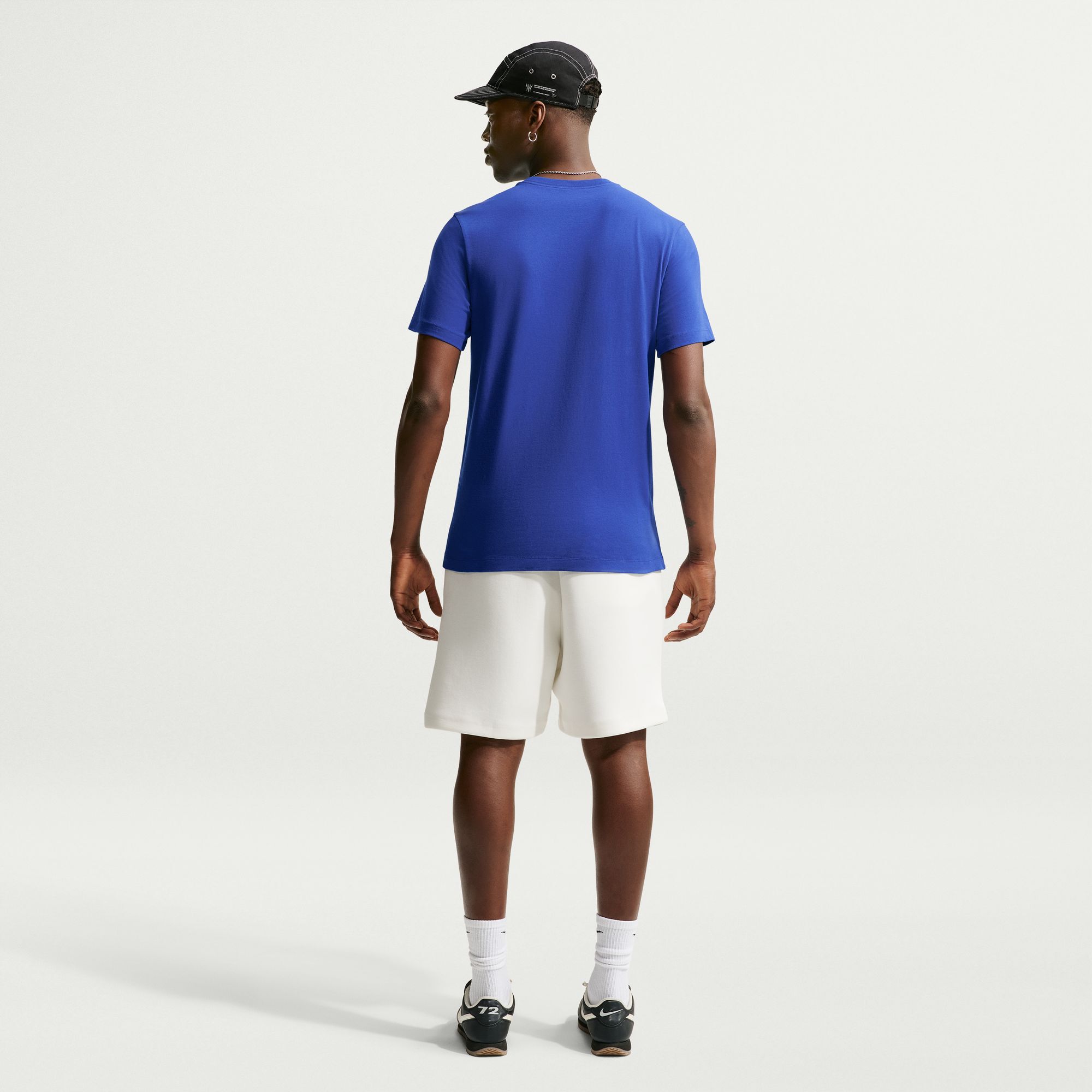 Nike Sportswear Club image number 1