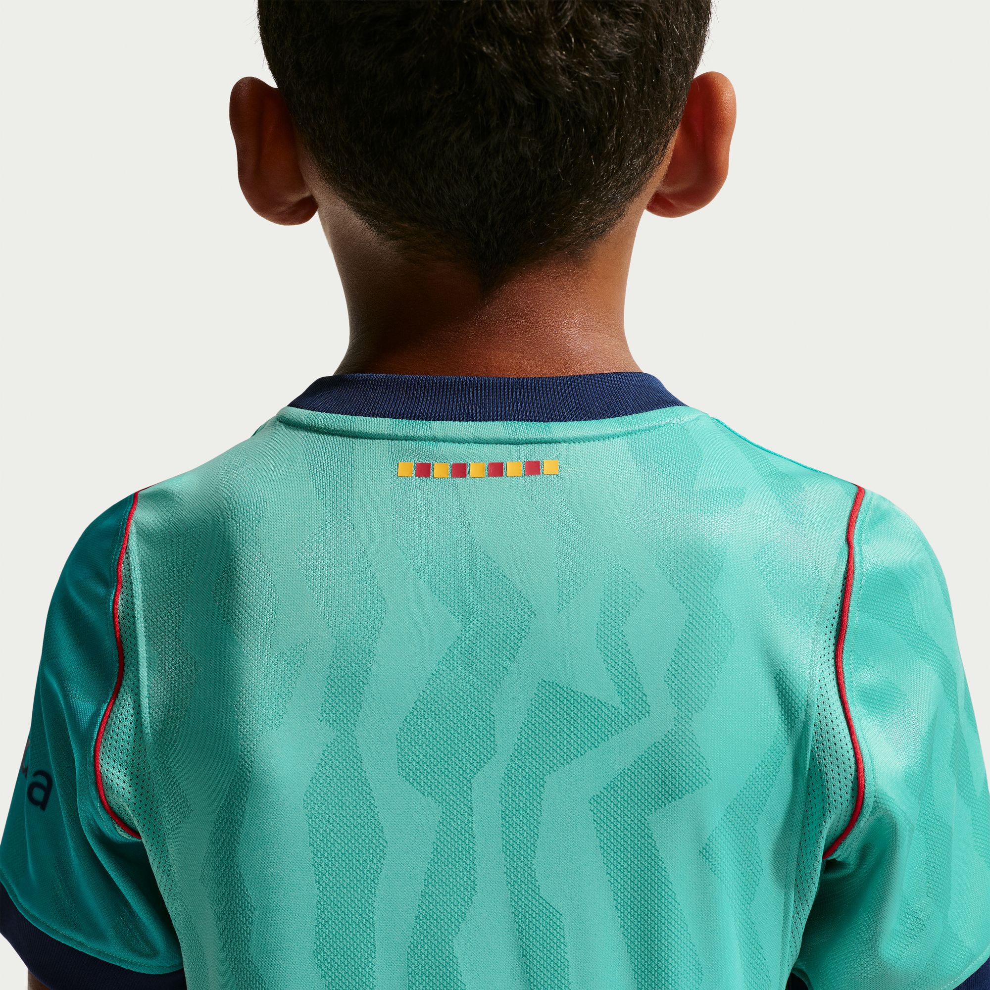 برشلونه 27/26 البديل ماتش image number 9