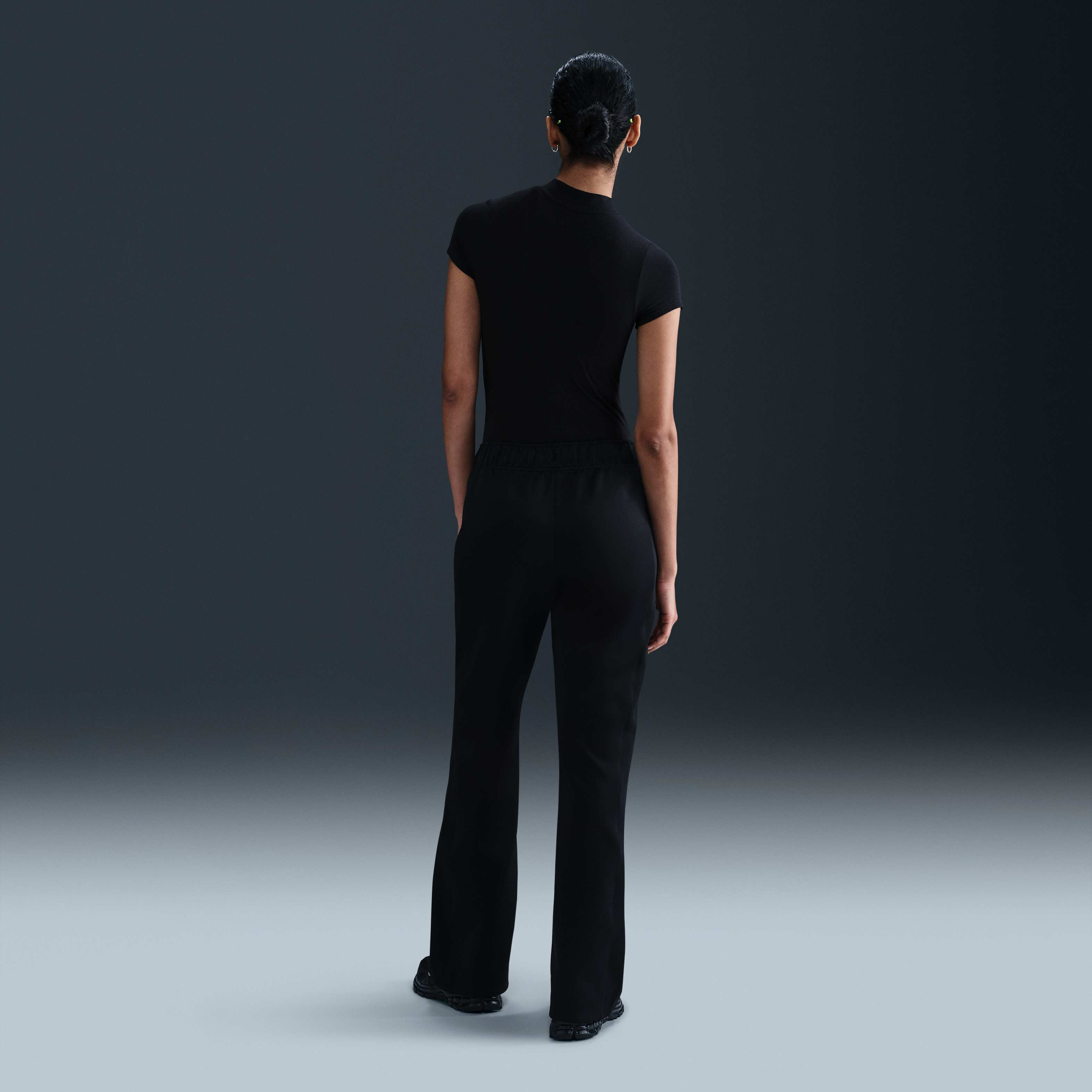 نايكي سبورتسوير ويندرانر image number 3