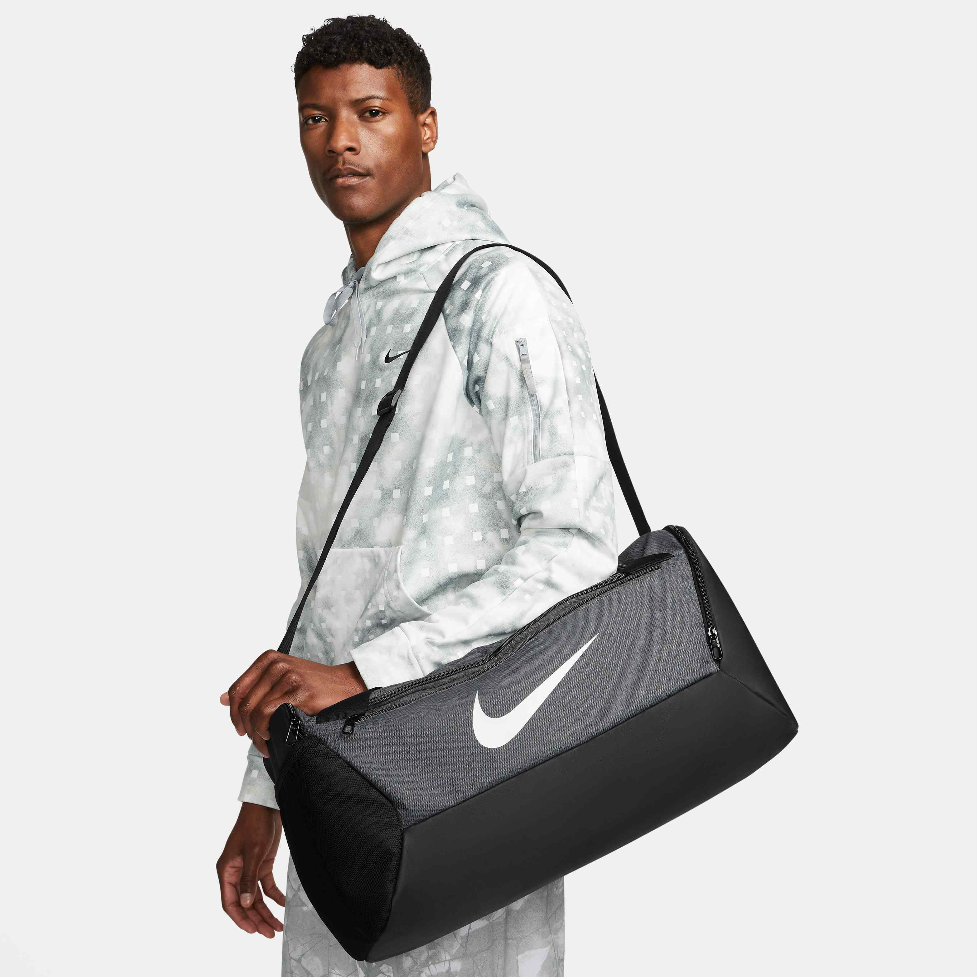 nike brasilia 9.0 duffel