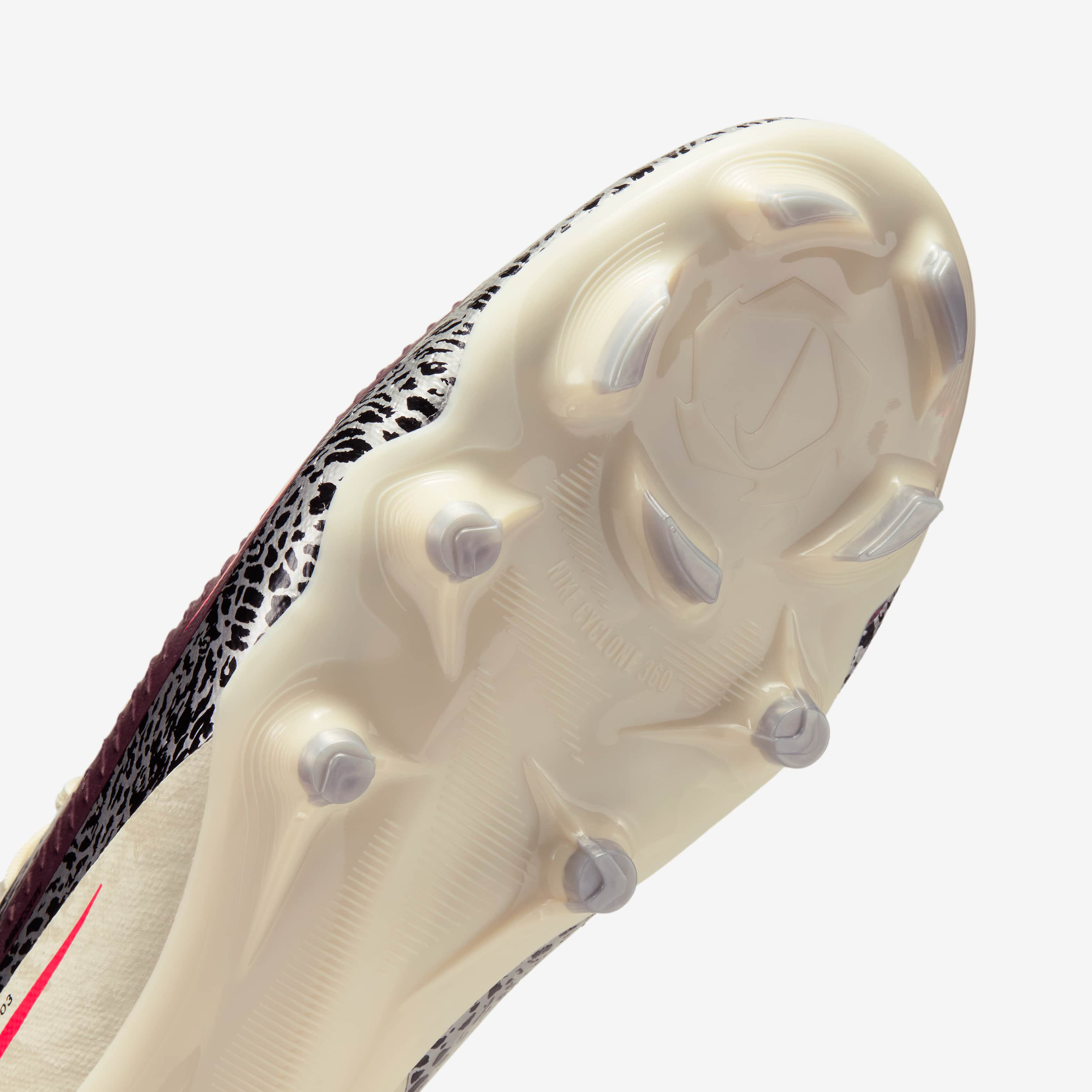 Nike United Phantom 6 Low Academy image number 6