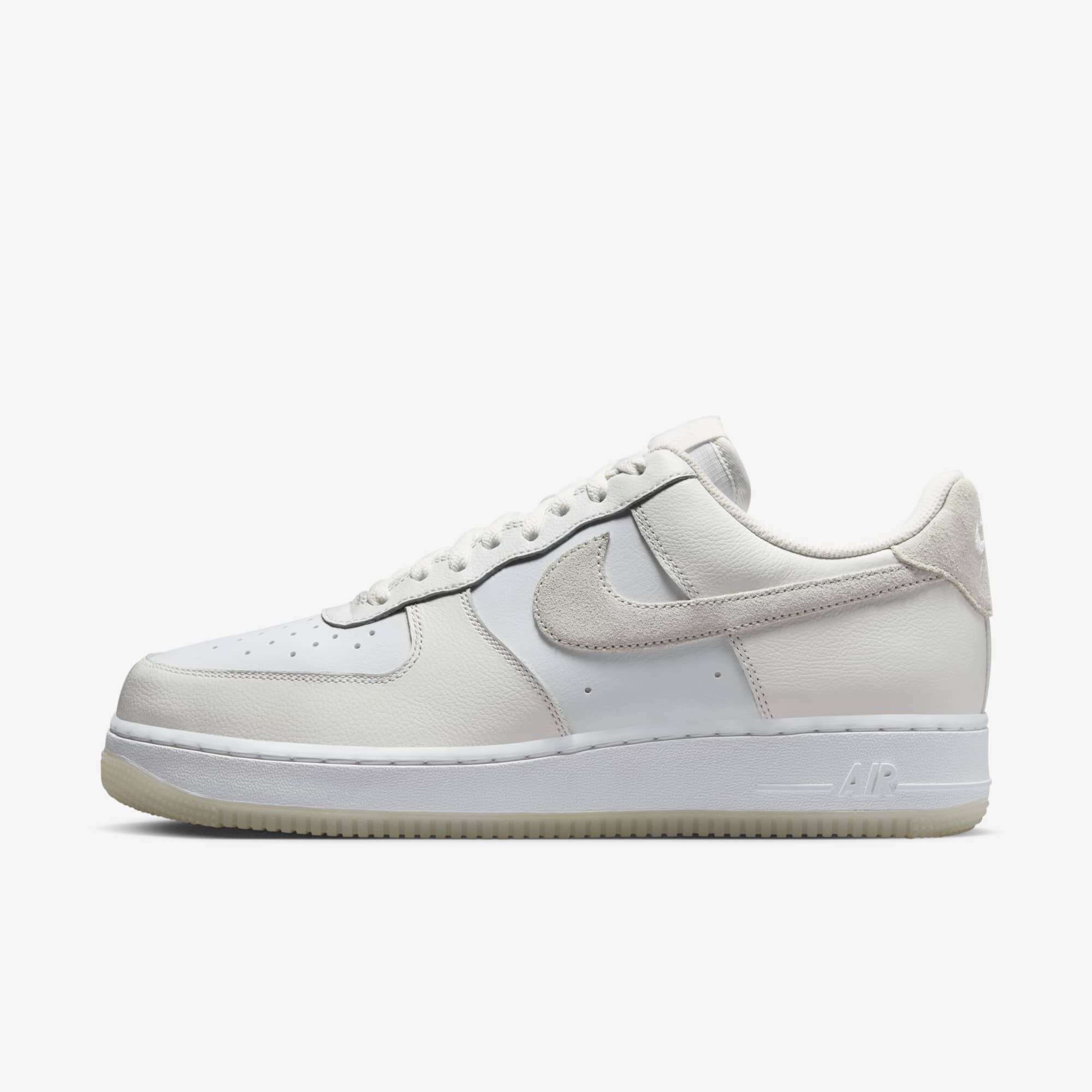 Nike air force 1 7 lv8 light bone top