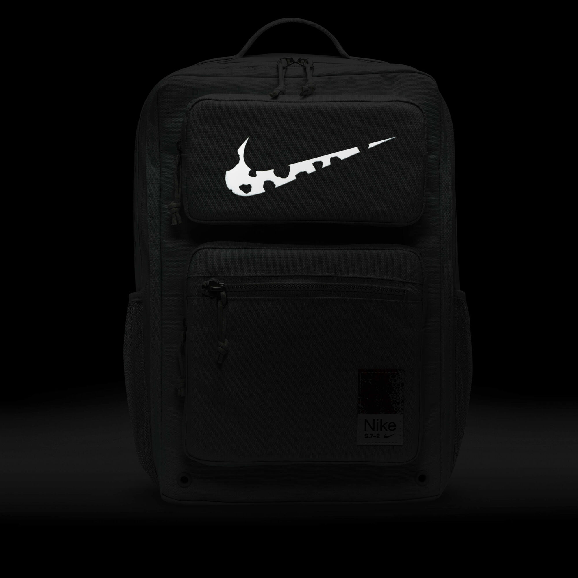 Zoom image