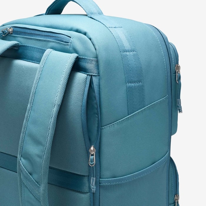 نايكي يوتيليتي سبيد image number 7 نايكي يوتيليتي سبيد image number 7