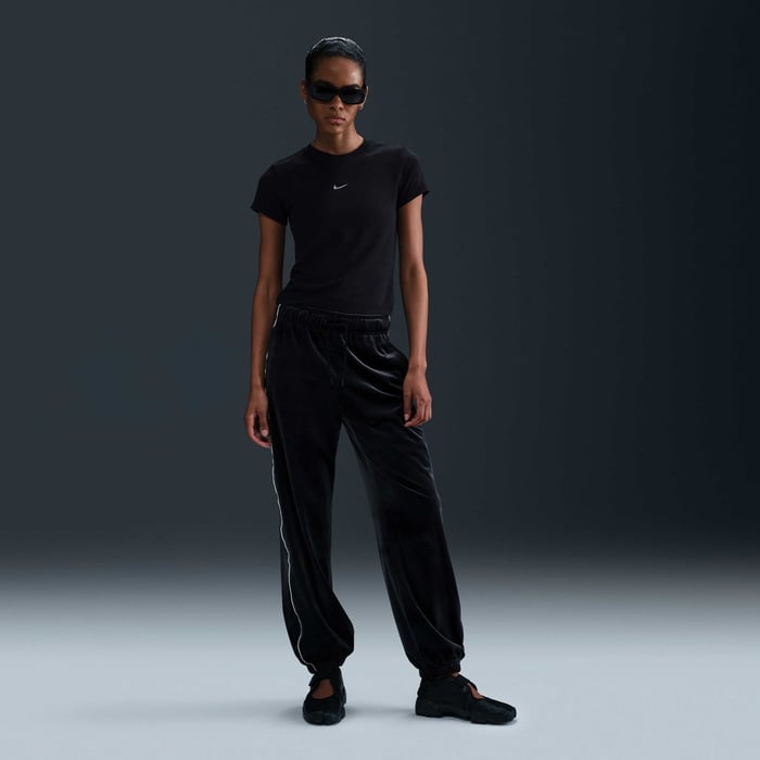 نايكي سبورتسوير تشيل نت image number 3 نايكي سبورتسوير تشيل نت image number 3