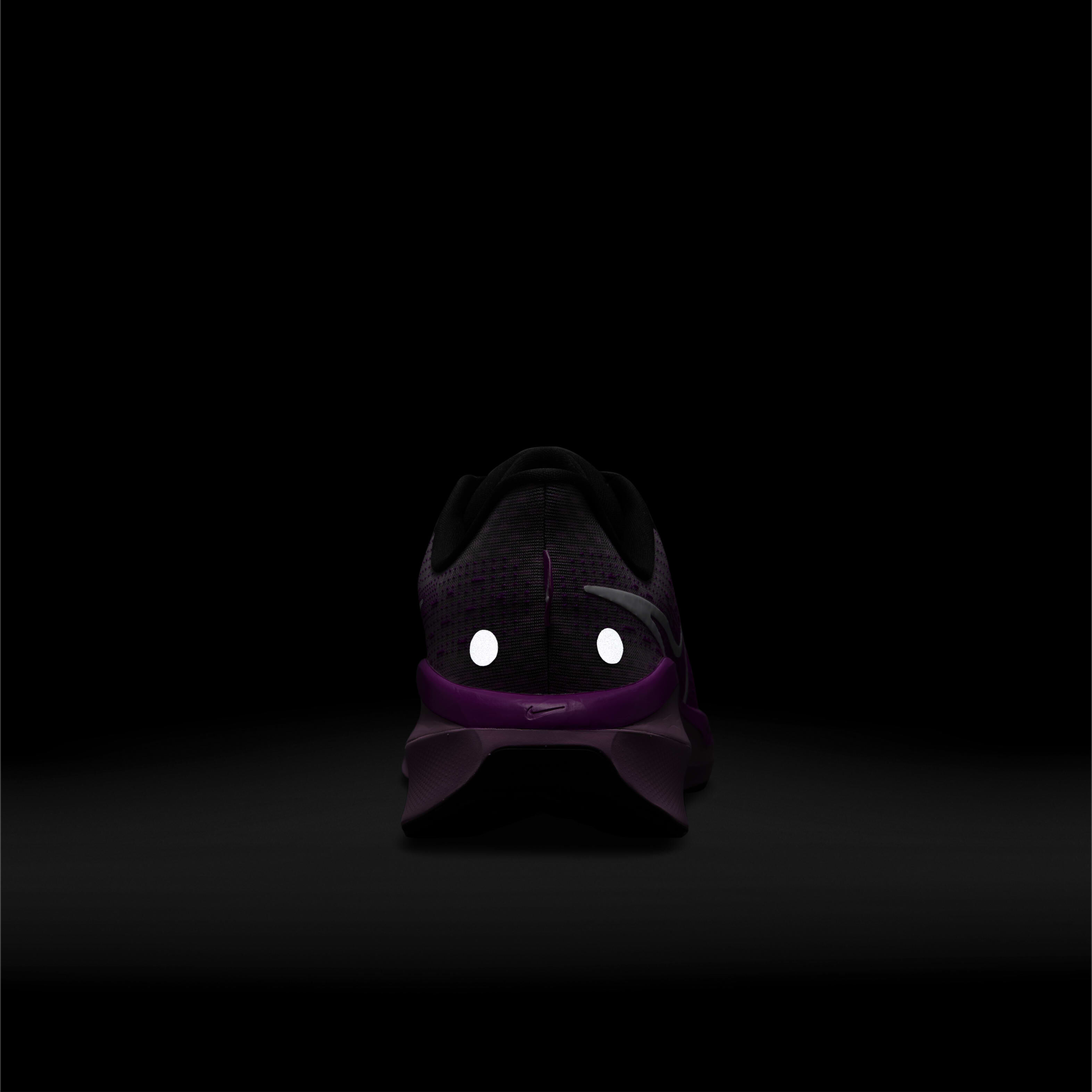 Nike Vomero 17 image number 9