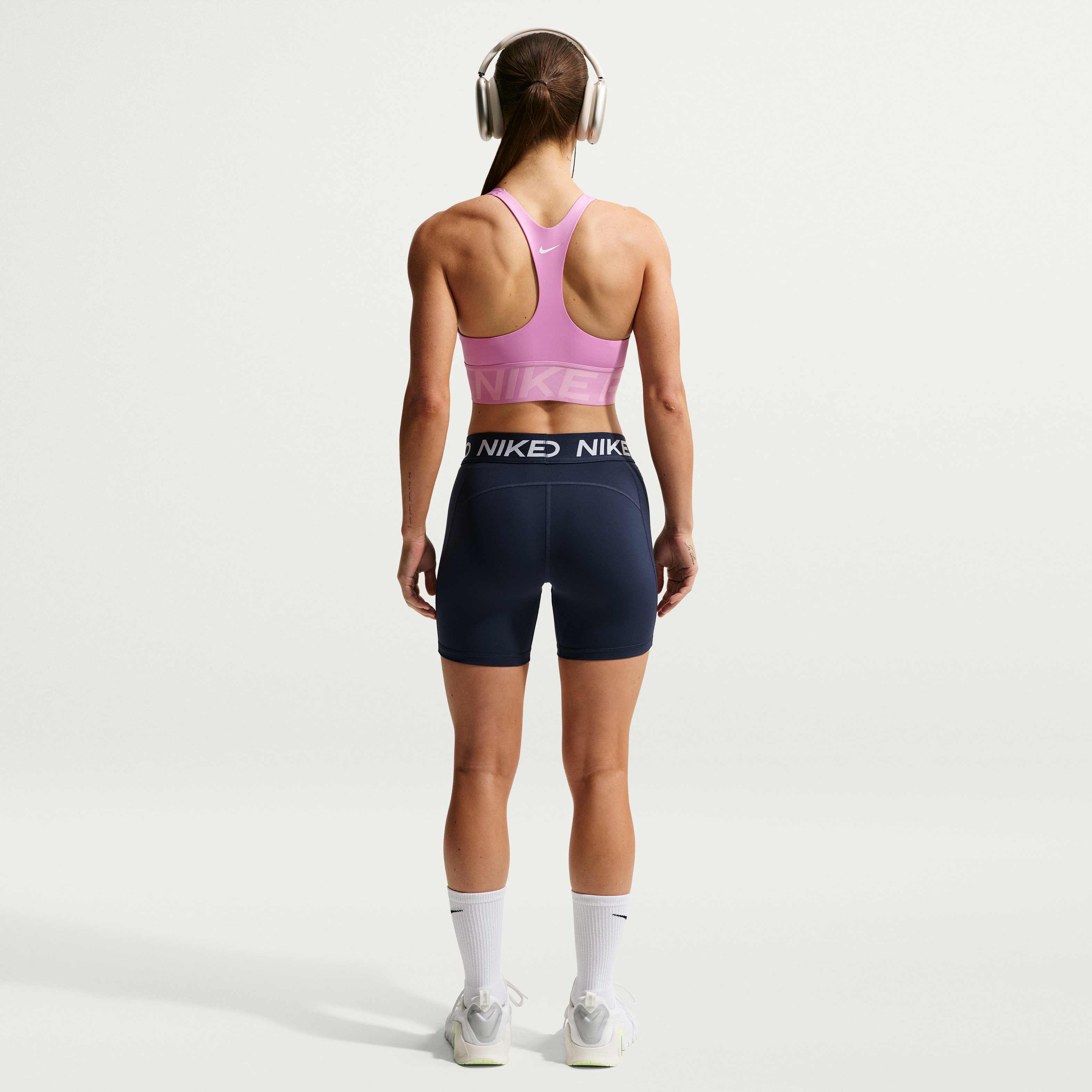 Nike Pro 365 image number 4