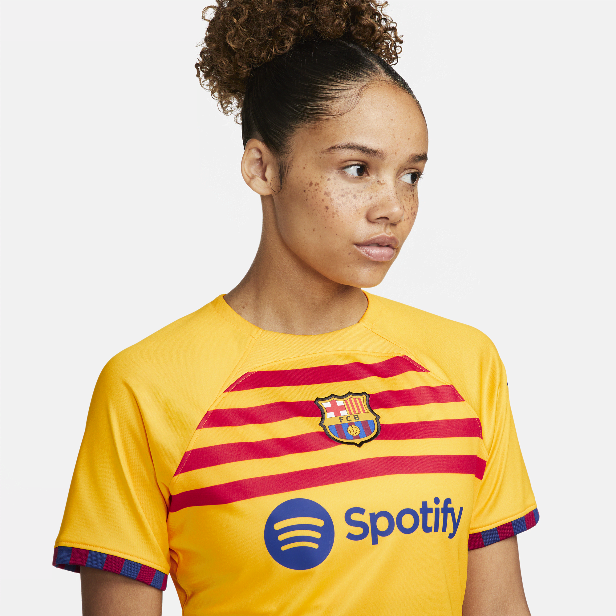 fc barcelona women's t shirt