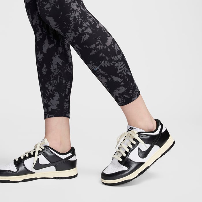 Nike One image number 6 Nike One image number 6