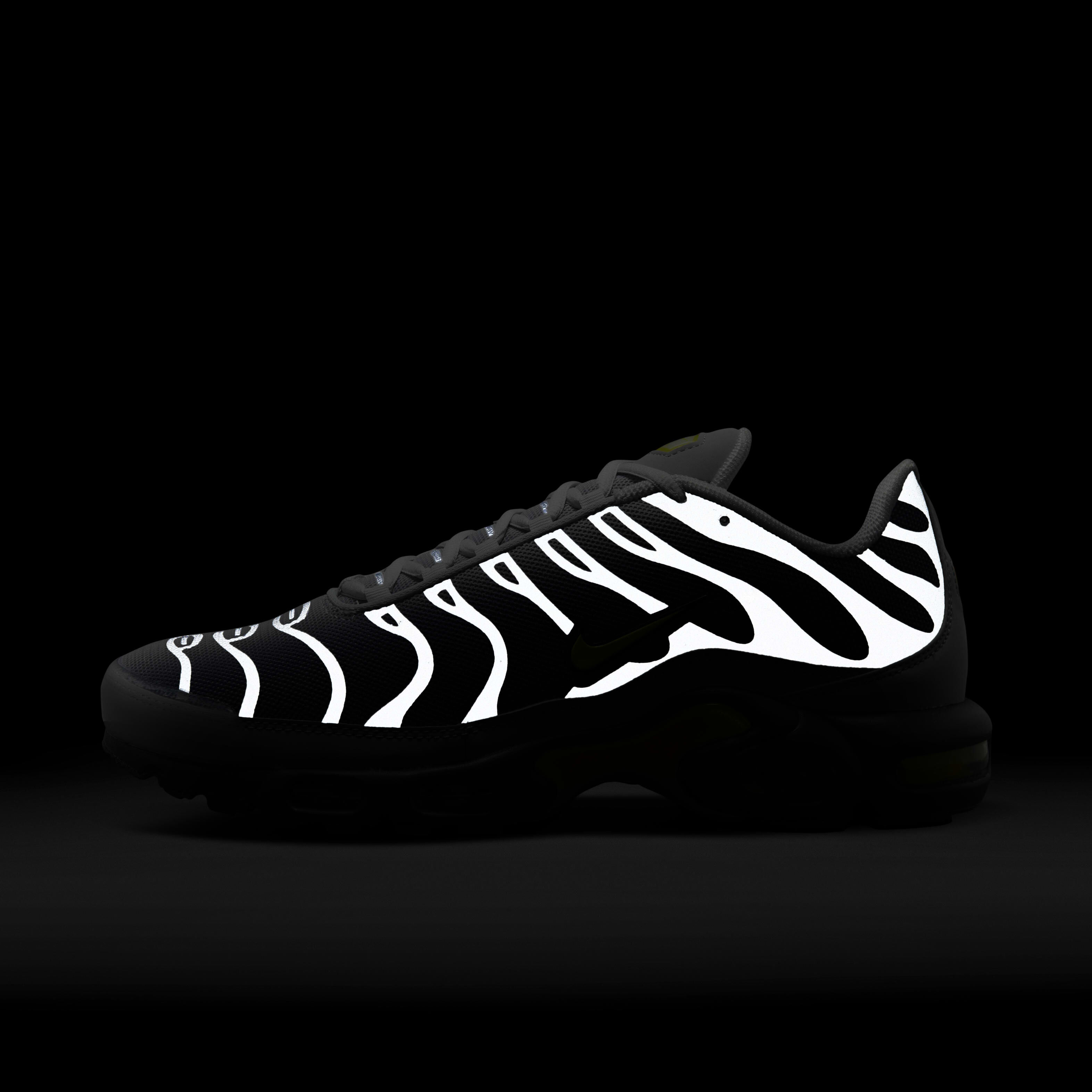 Nike Air Max Plus image number 10