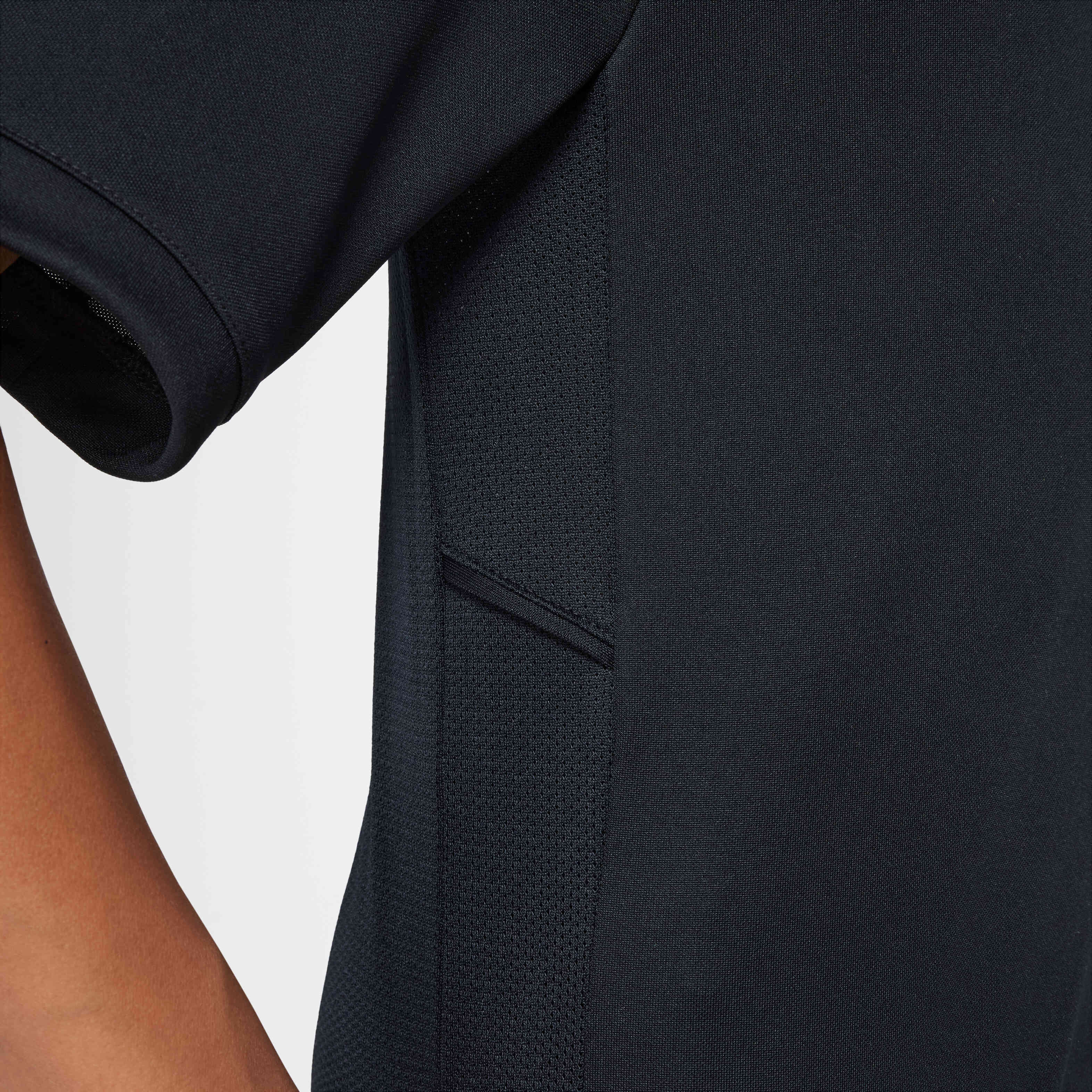 نايكي أكاديمي image number 5