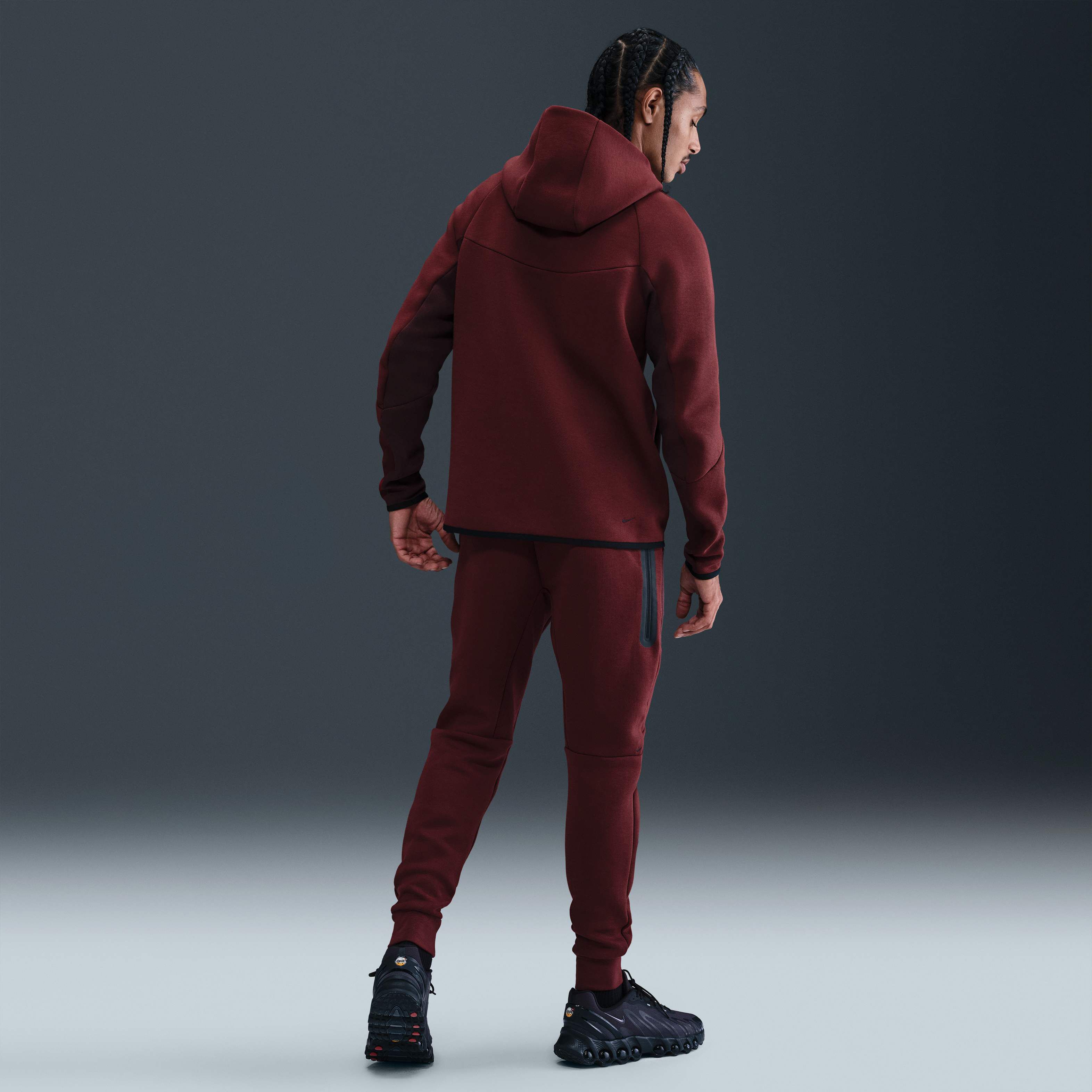 نايكي تك image number 3