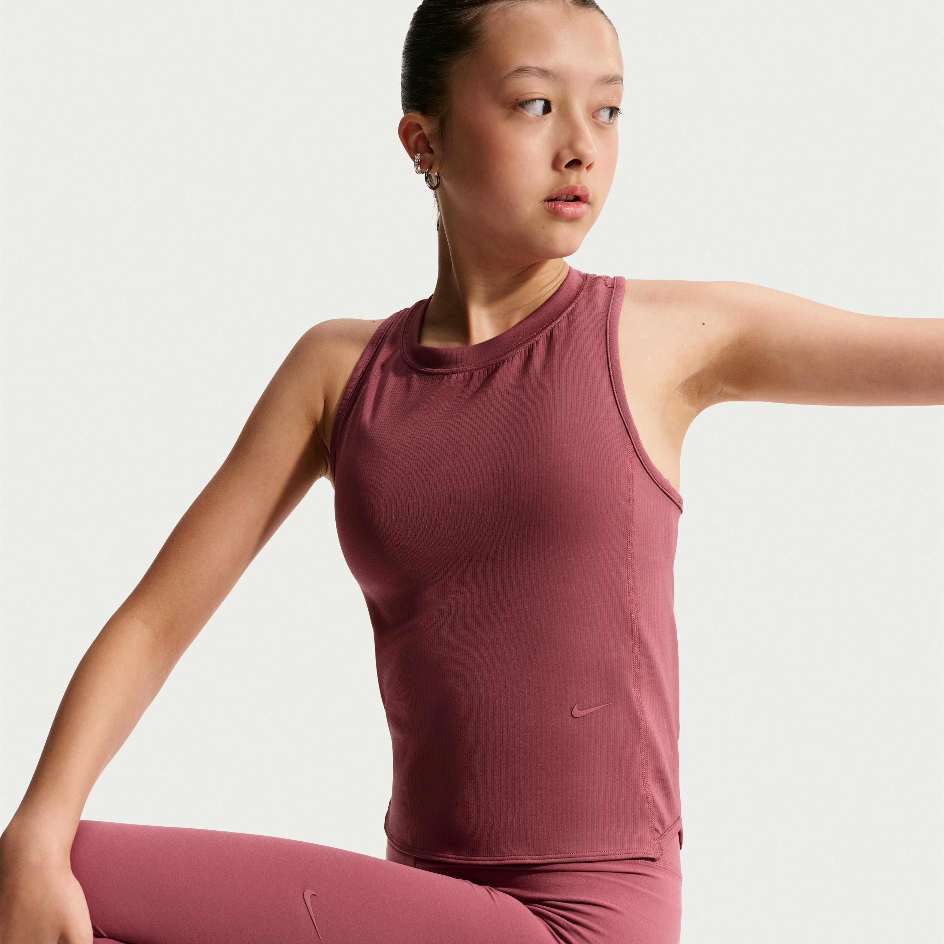 Nike MAVN image number 2