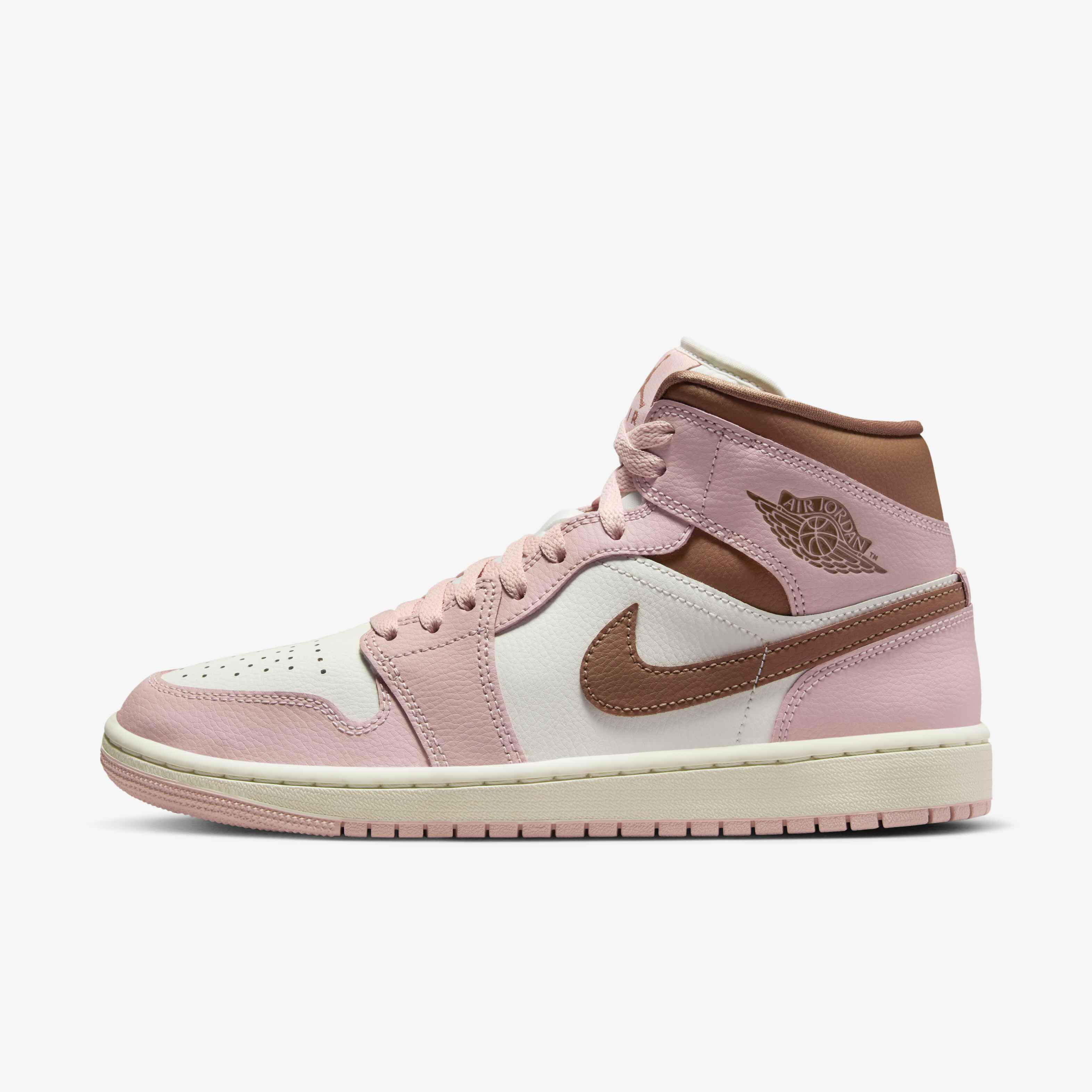 超美品 Nike Women's Air Jordan 1 Mid 完売 希少品 d7afa8d5_8b55_43aa_8b9a_53184d
