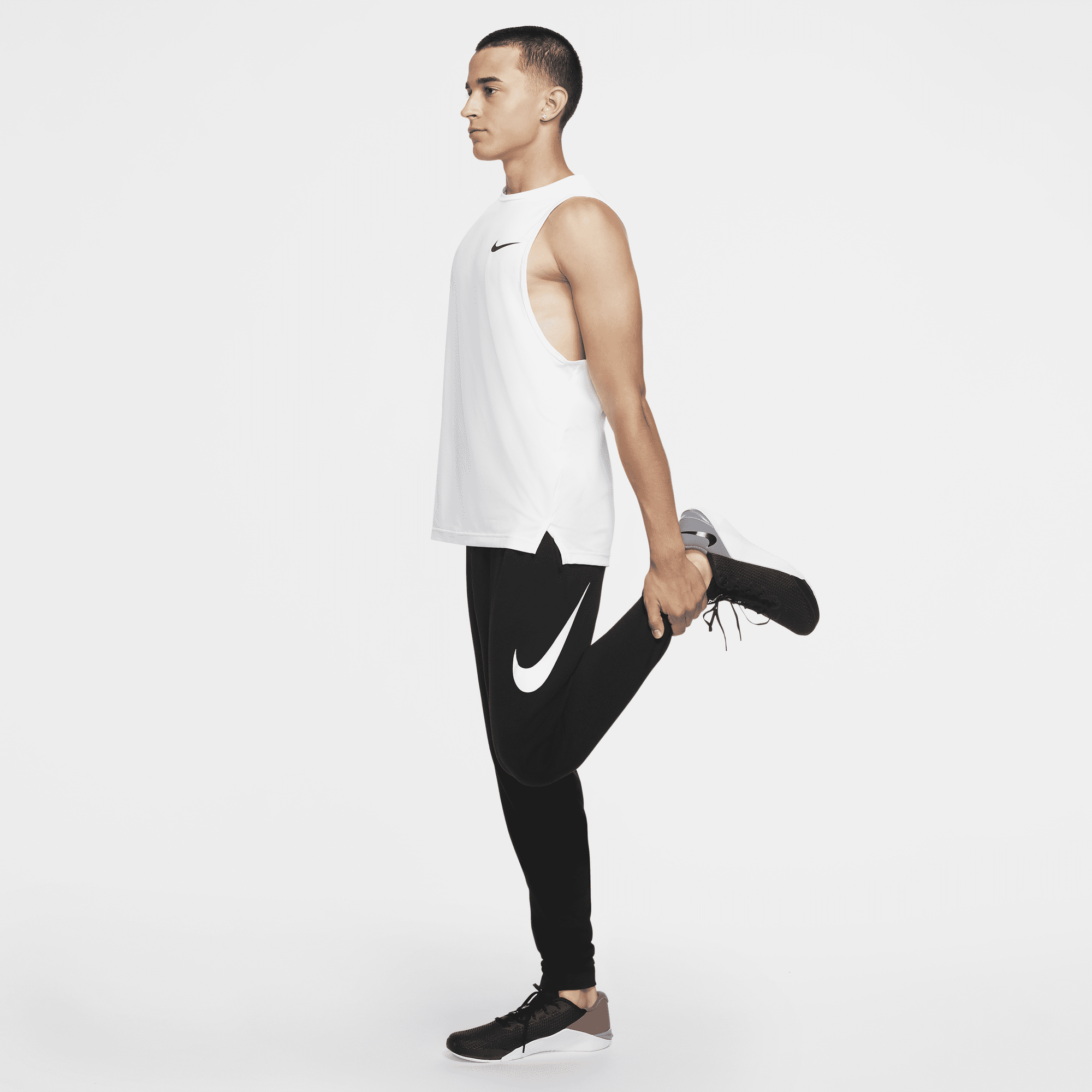 Nike men's therma hotsell hbr jogger pants