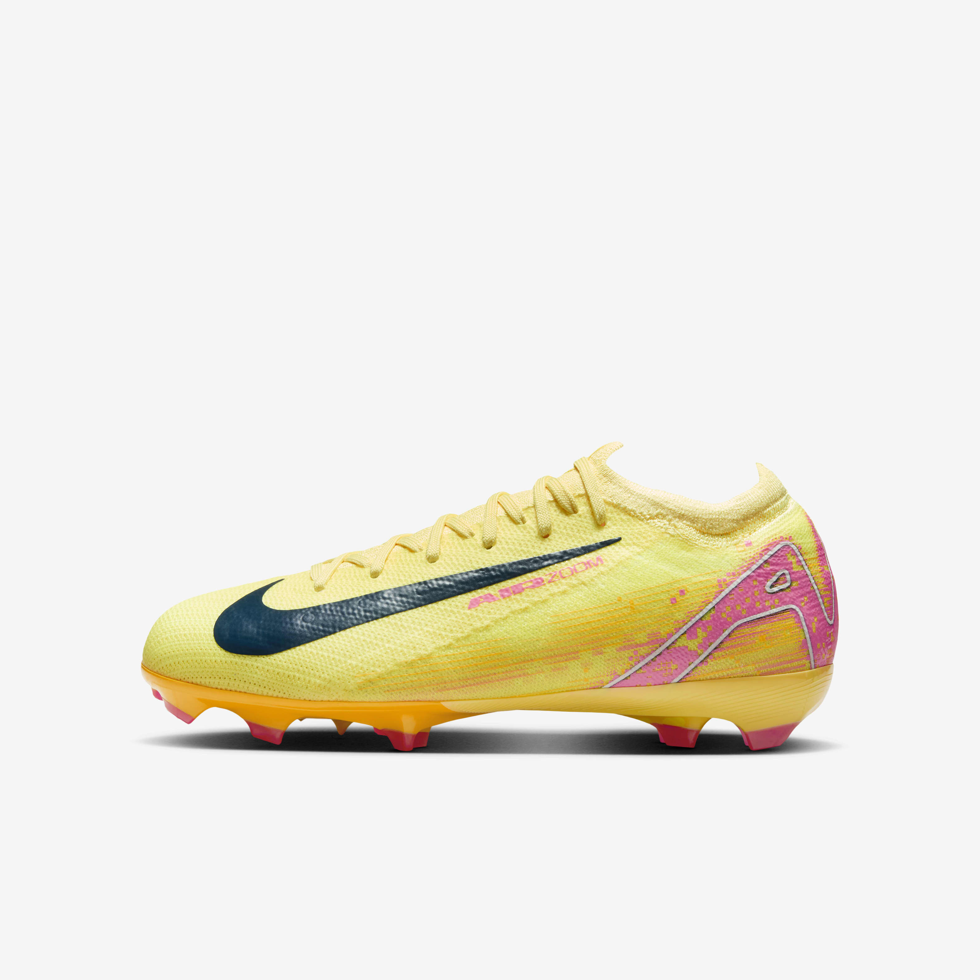 Shop Football Shoes Online in KSA Nike Soccer Shoes