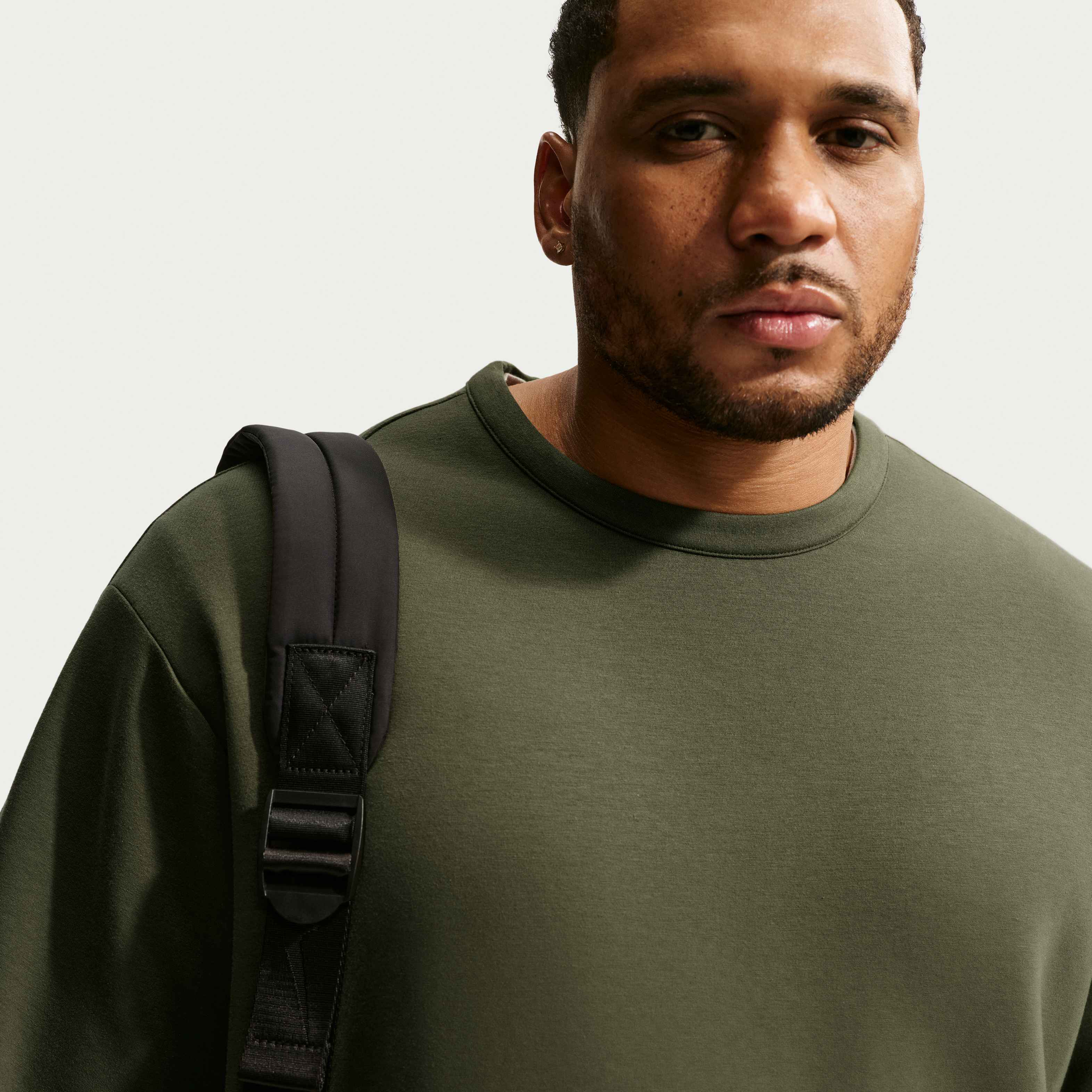 نايكي 24.7 امبوسبلي سوفت image number 8