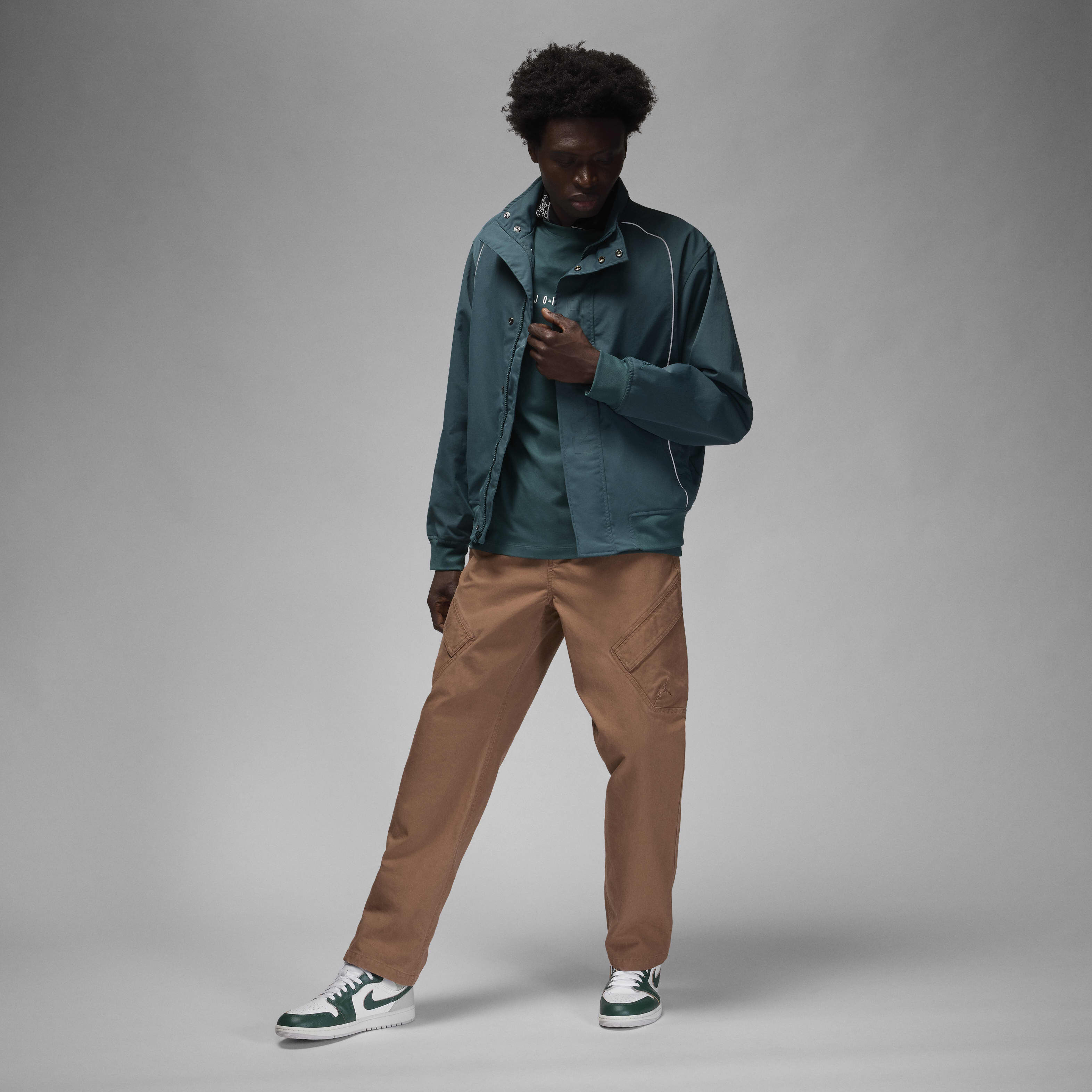 Air Jordan 1 Mid SE image number 8