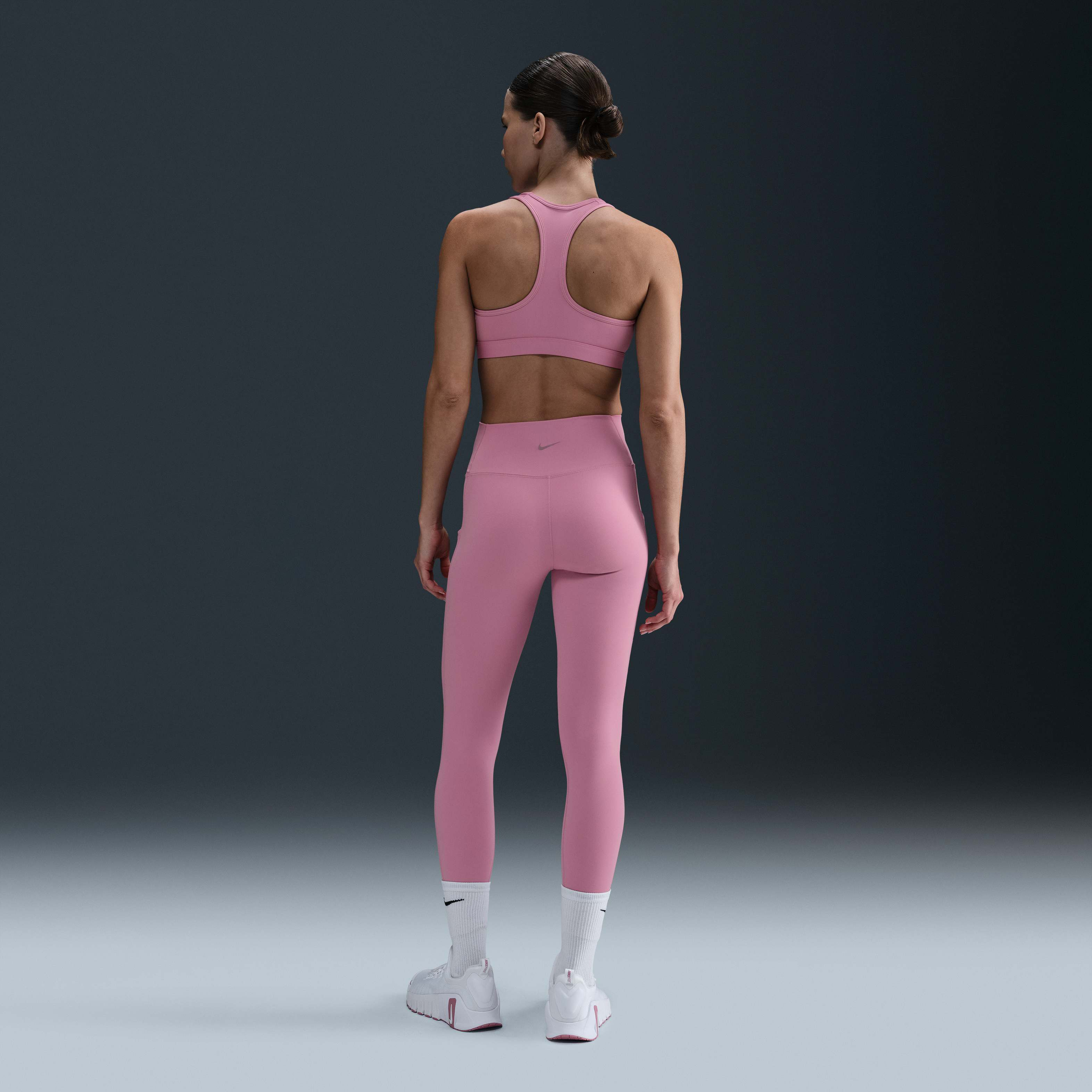 Nike Swoosh Medium-Support image number 4