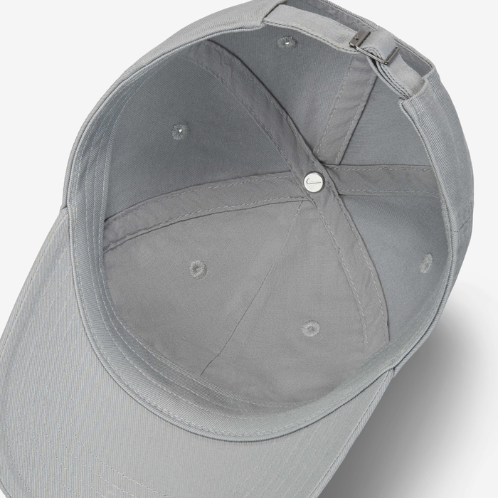 Nike Club image number 4 Nike Club image number 4