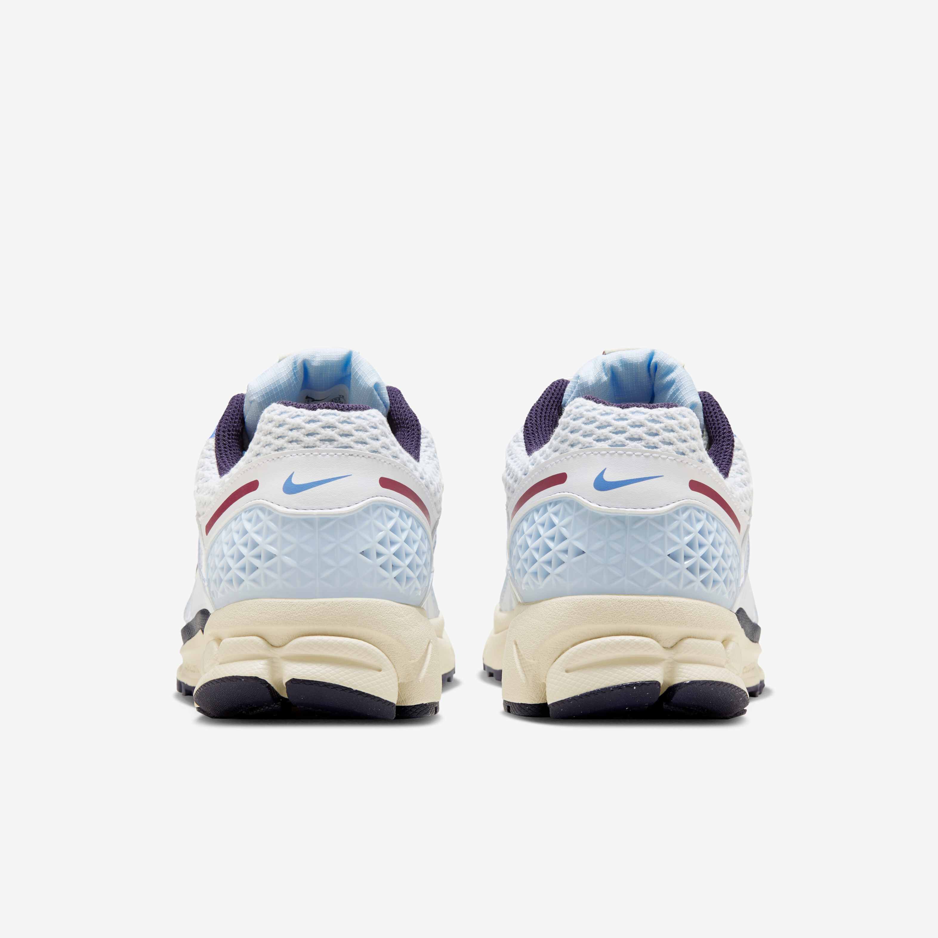 Nike Zoom Vomero 5 image number 5