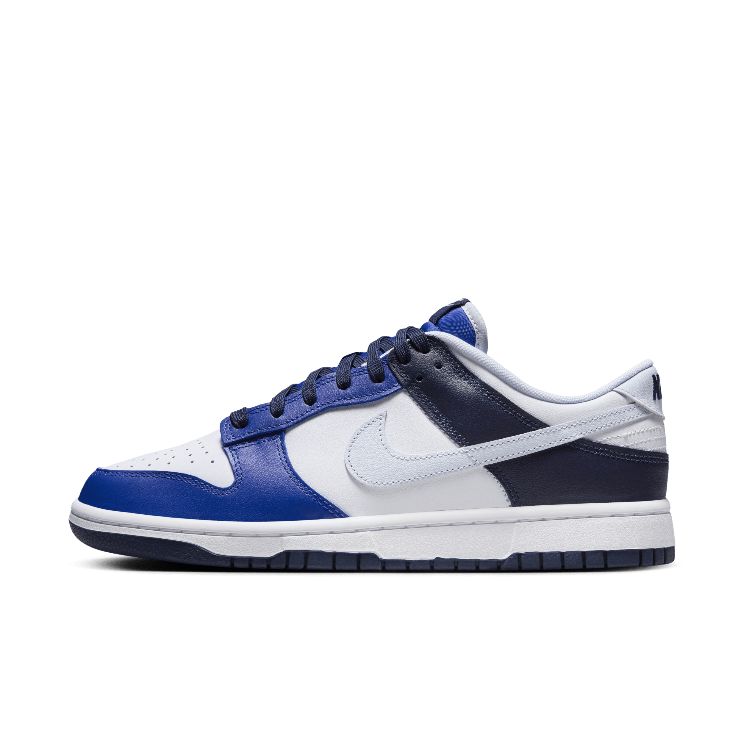 Nike dunk low basketball hotsell