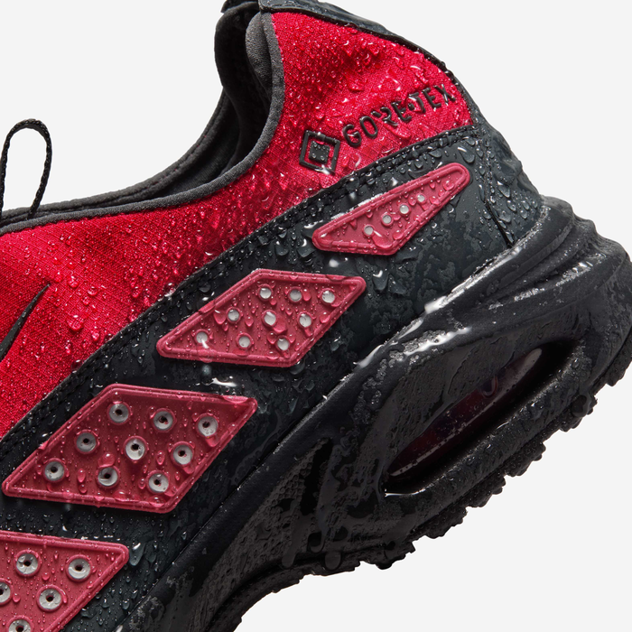 Buy Nike Air Max SNDR GORE-TEX Women's Shoes - Hyper Crimson/Fire Buy Nike Air Max SNDR GORE-TEX Women's Shoes - Hyper Crimson/Fire