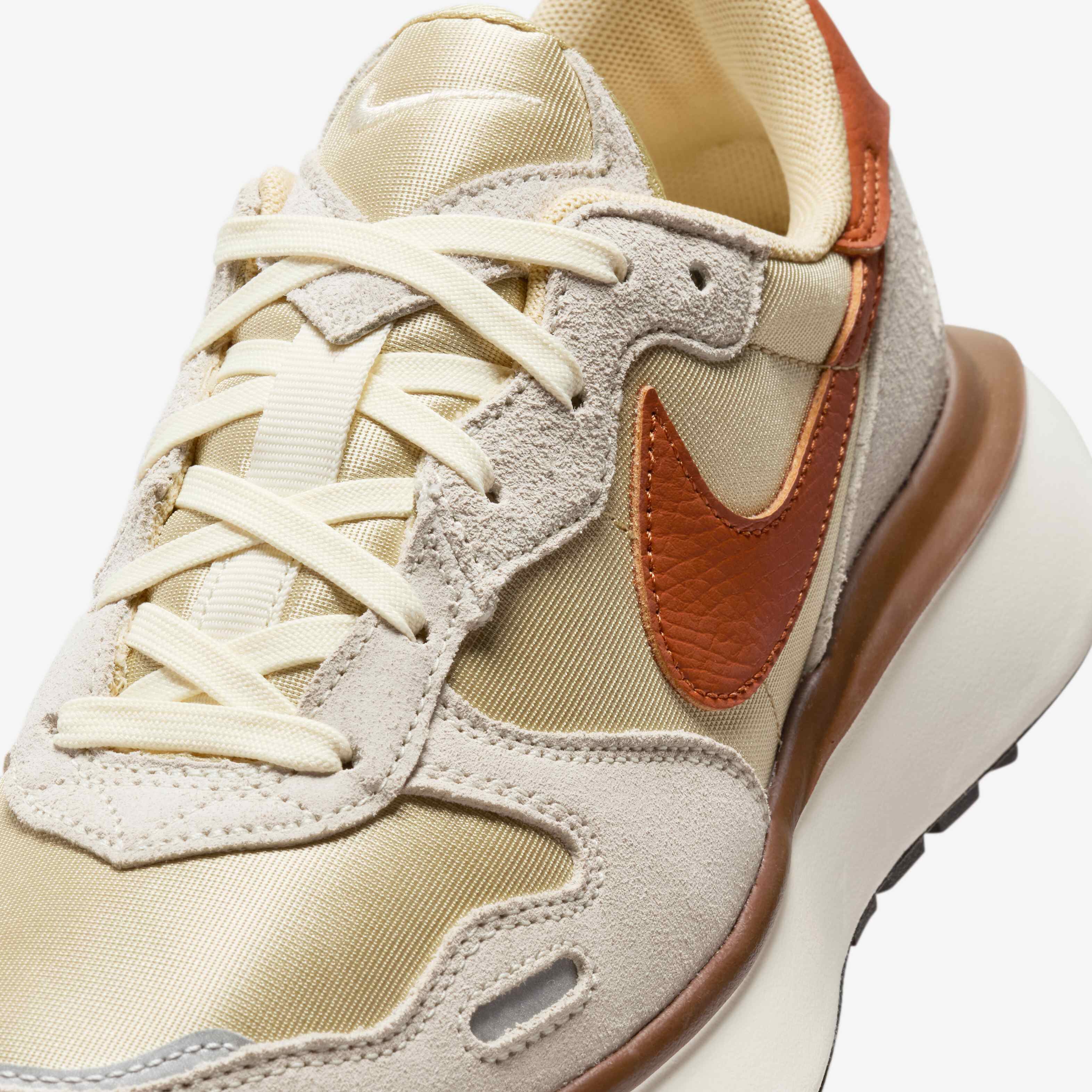 Nike Phoenix Waffle image number 6