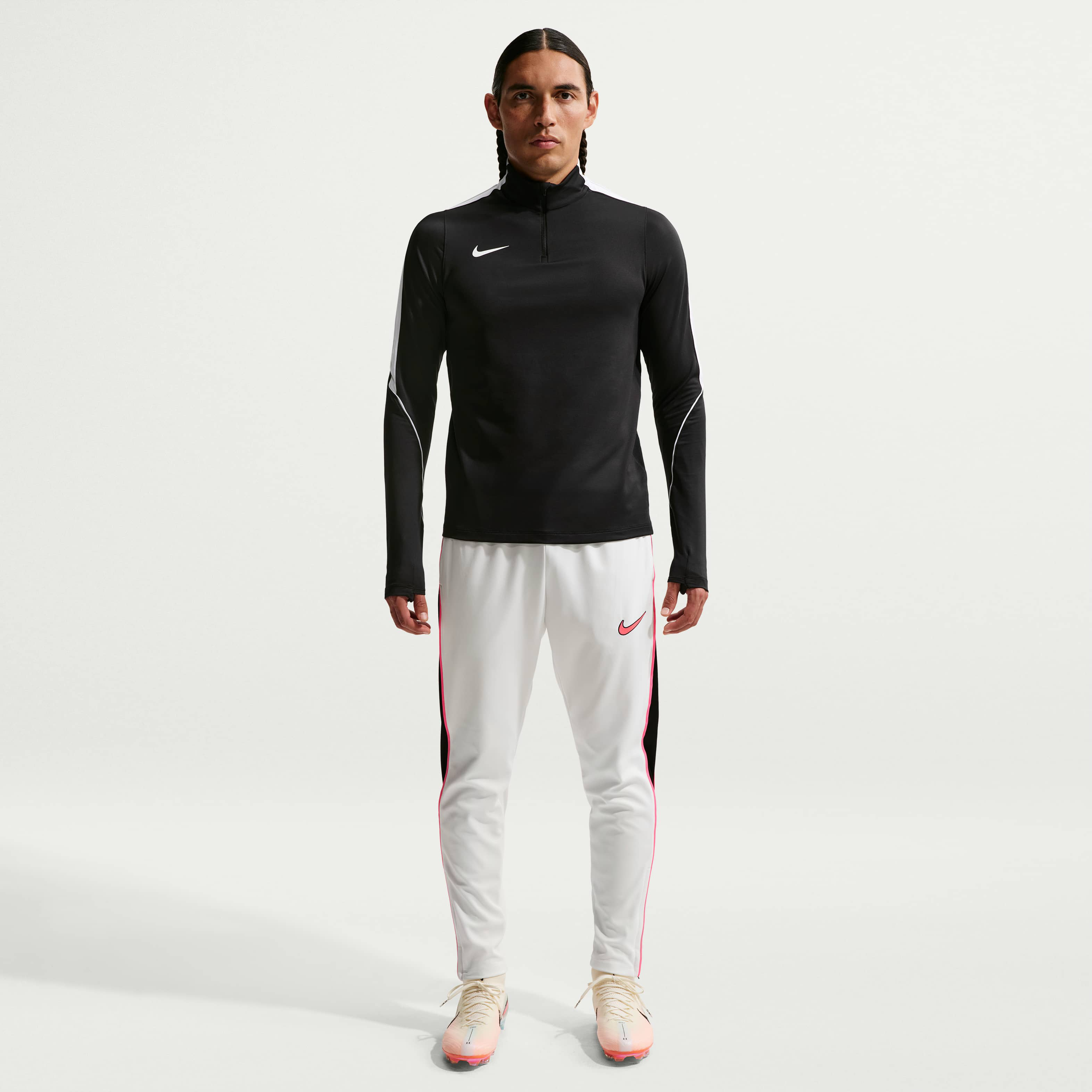 Nike Strike image number 3