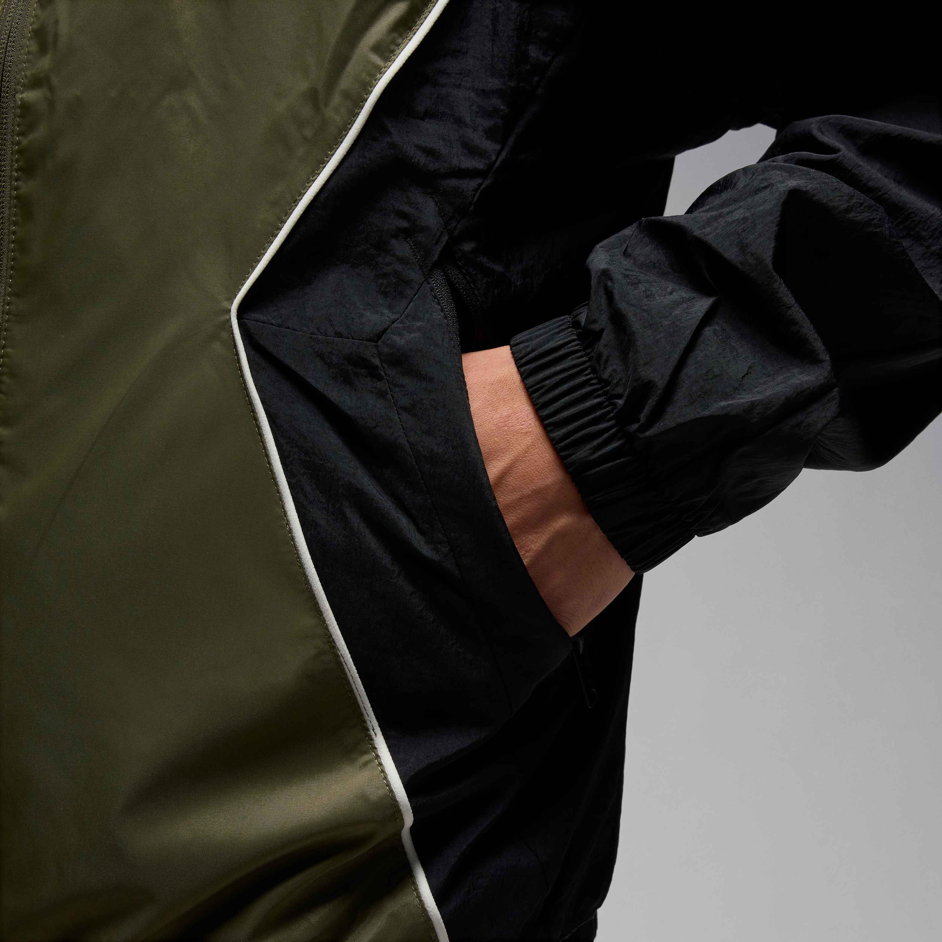 جوردن ايسنشالز درافت image number 5