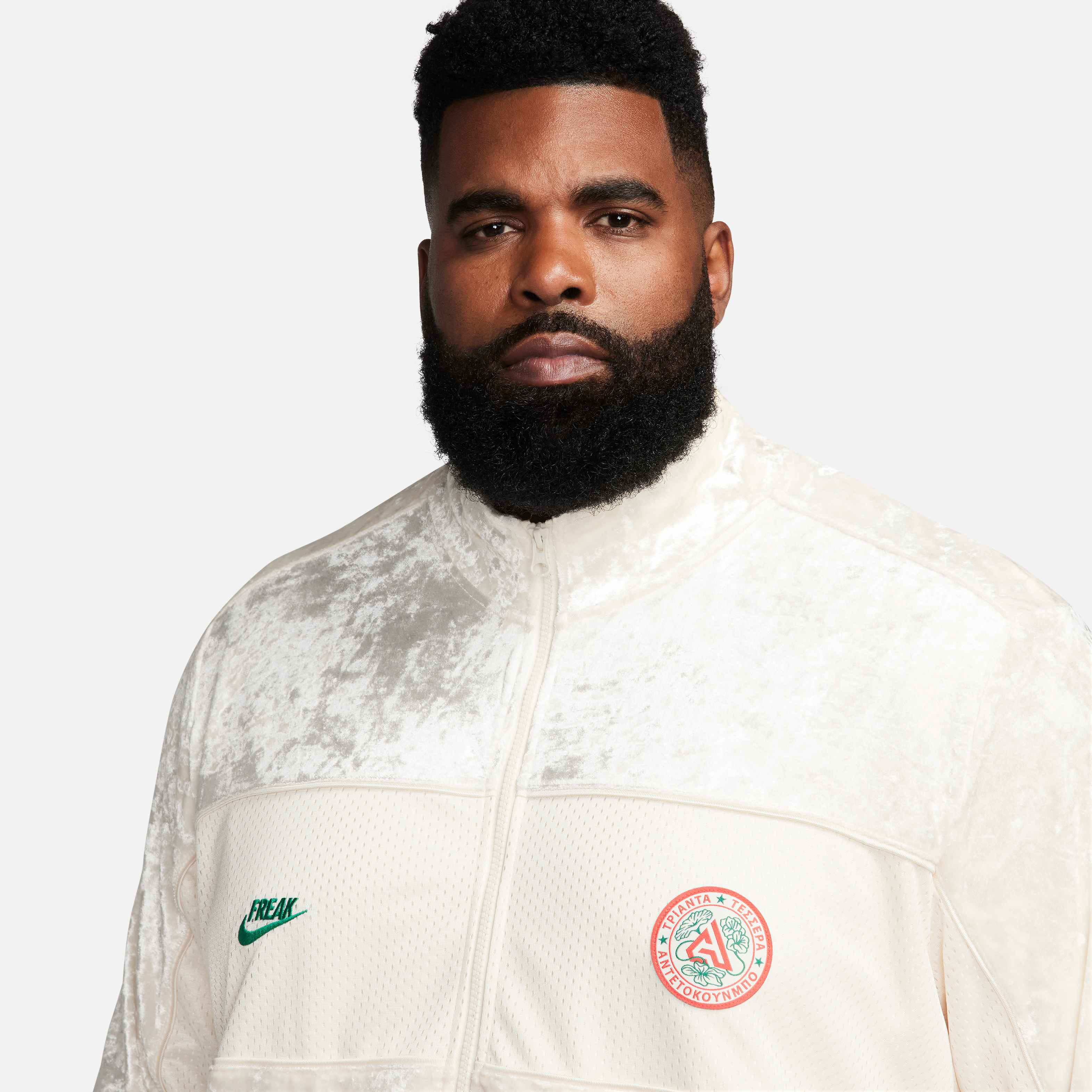 يانيس image number 2