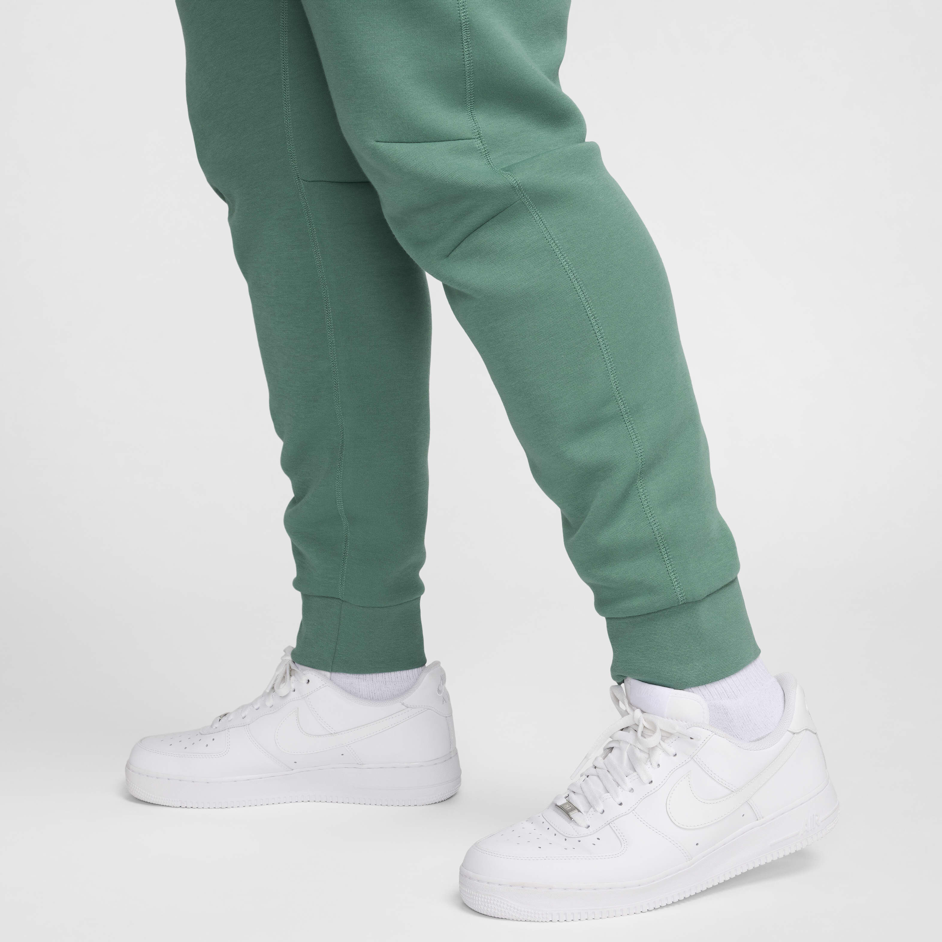 Nike Sportswear Tech Fleece image number 14