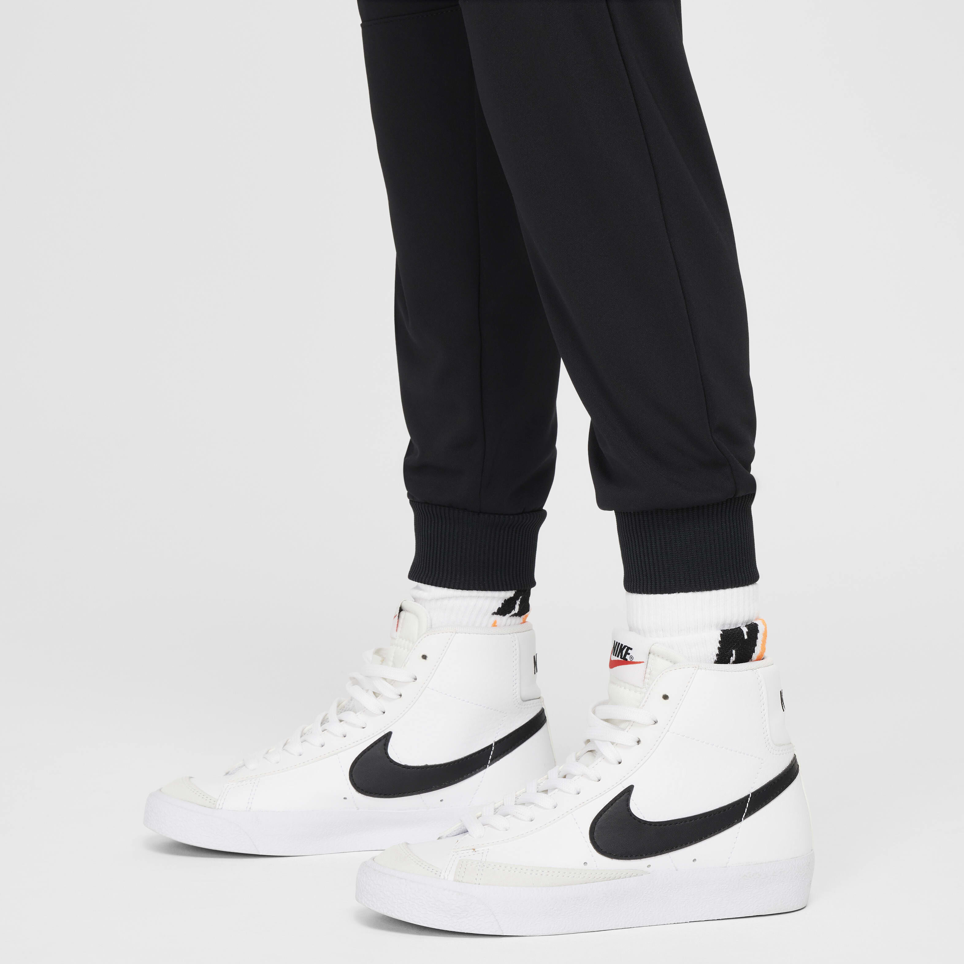 Nike Sportswear Club image number 4