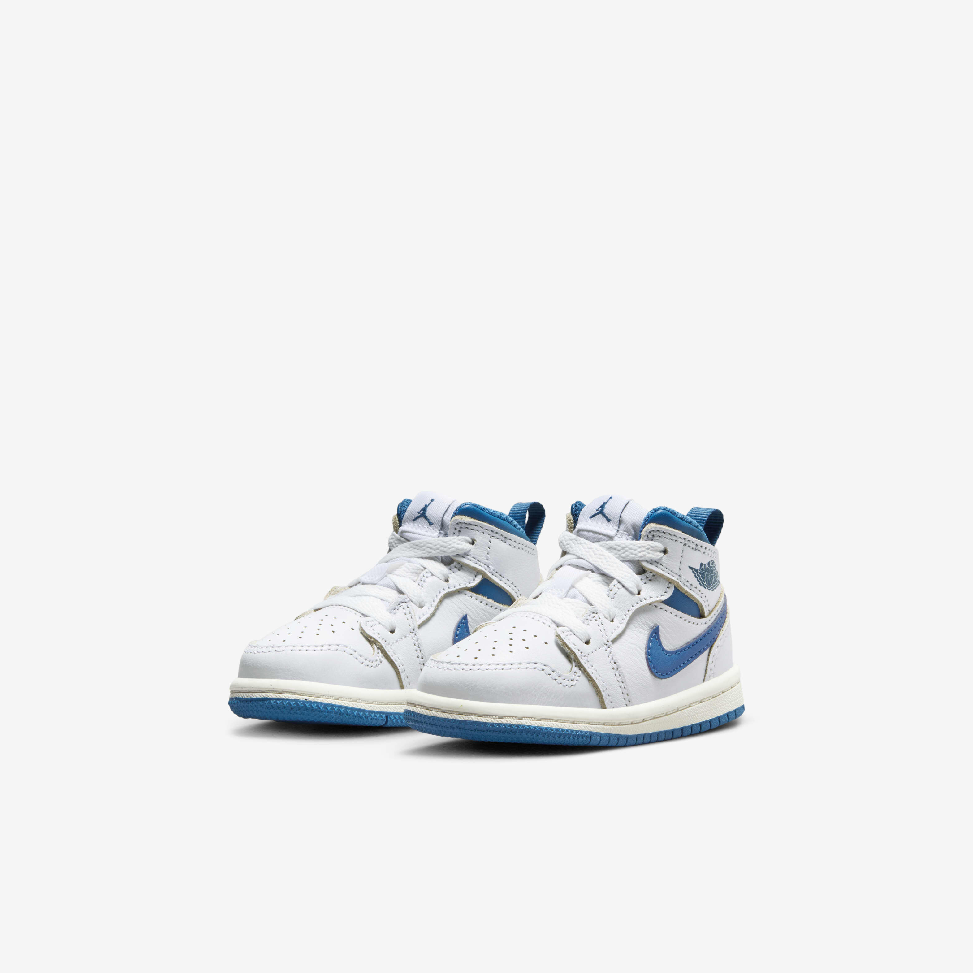 Jordan 1 Mid SE image number 4