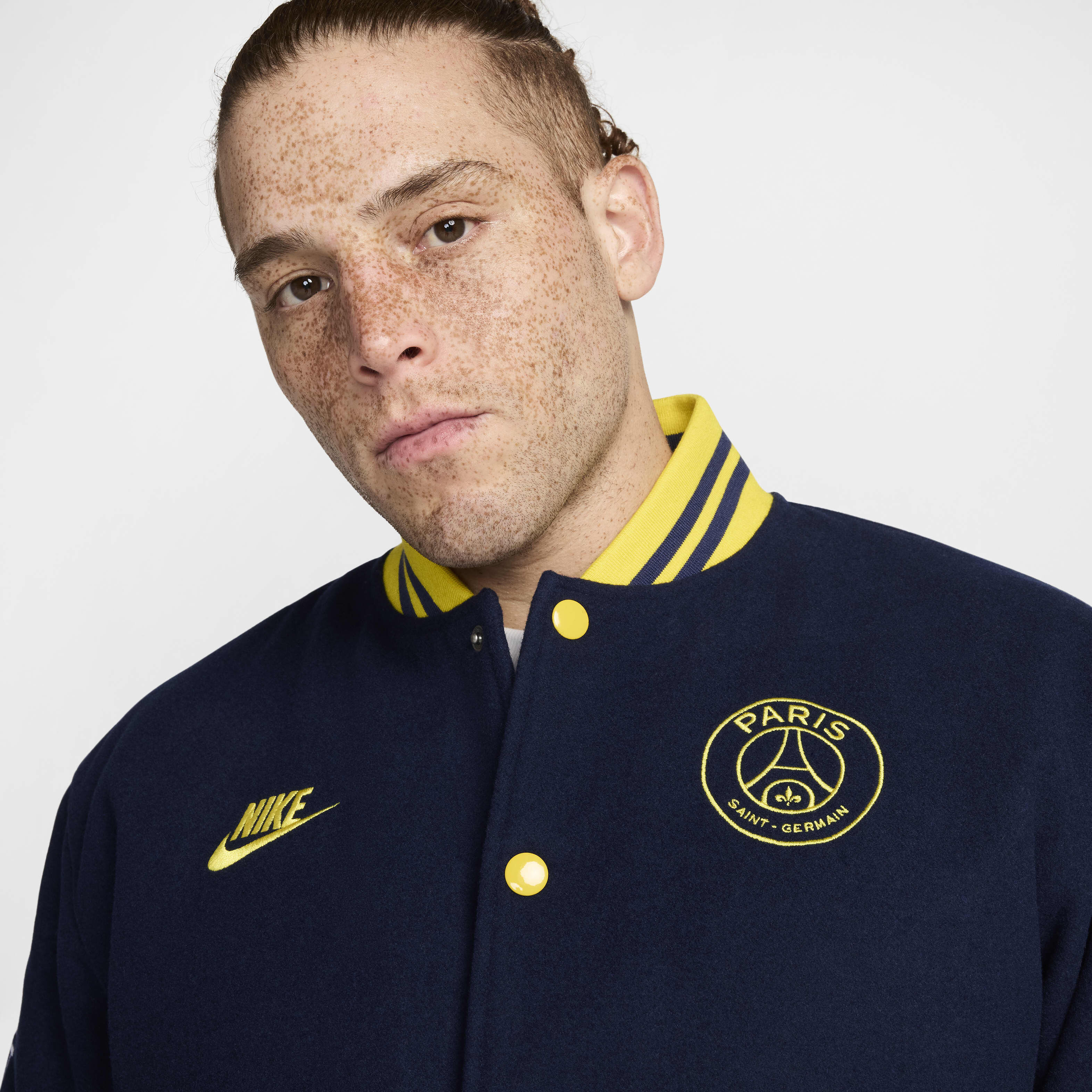 Paris Saint-Germain Authentics image number 2